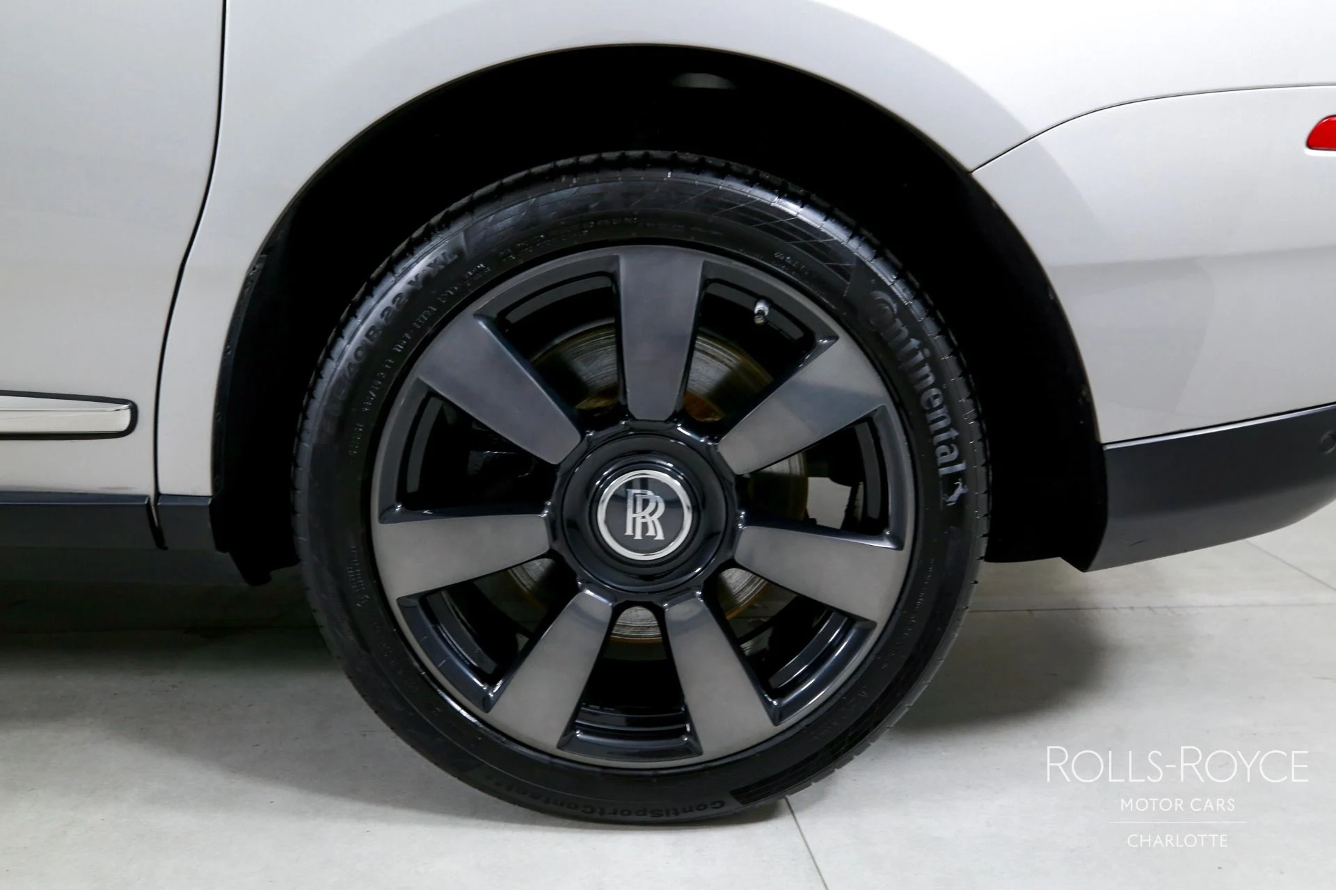 mph040_2282406597_Used_2021_Rolls_Royce_Cullinan_1771363967_15703c494b