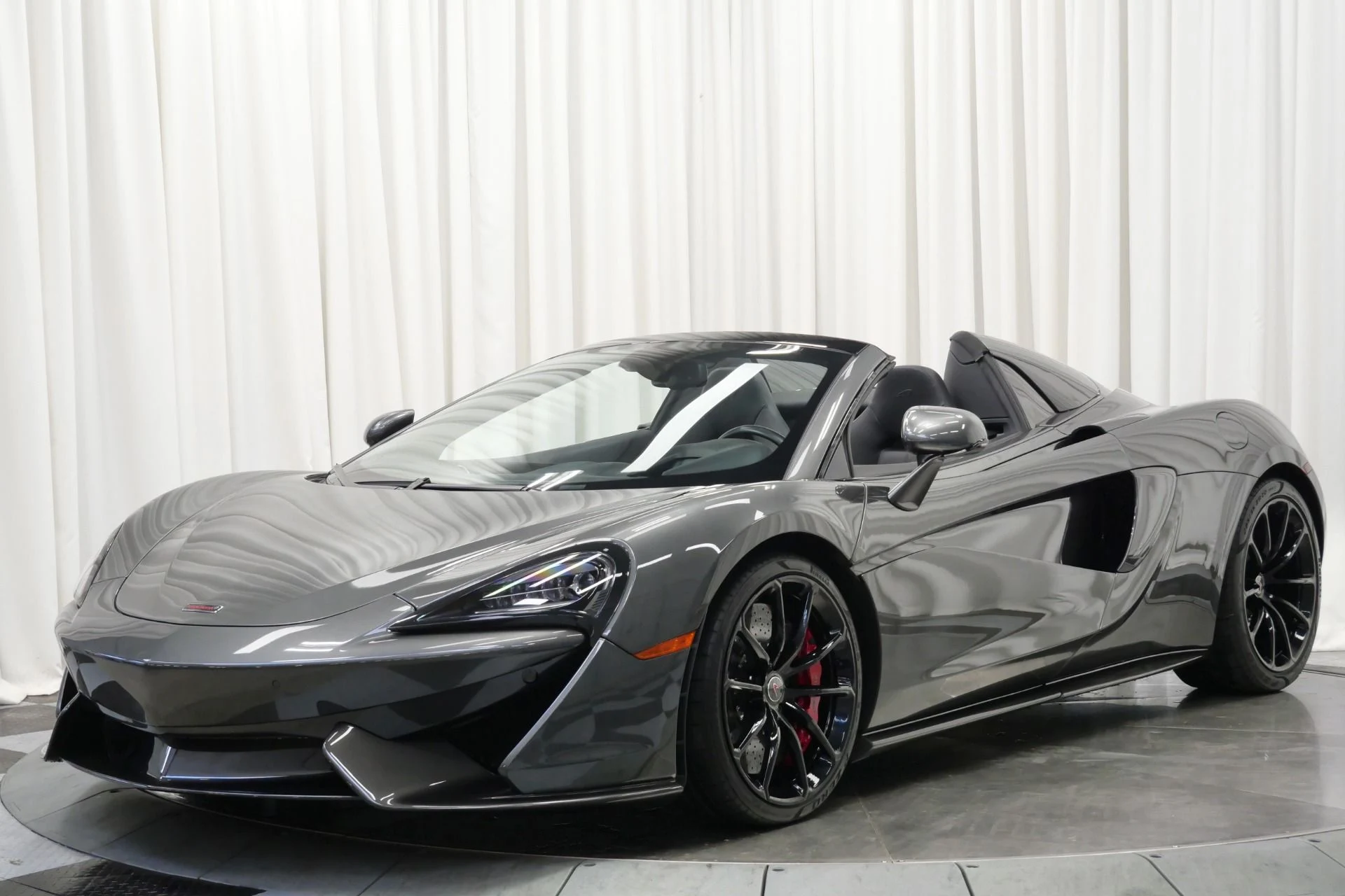 mph040_2282474276_Used_2018_Mc_Laren_570_S_Spider_1758898773_866f1abd4c