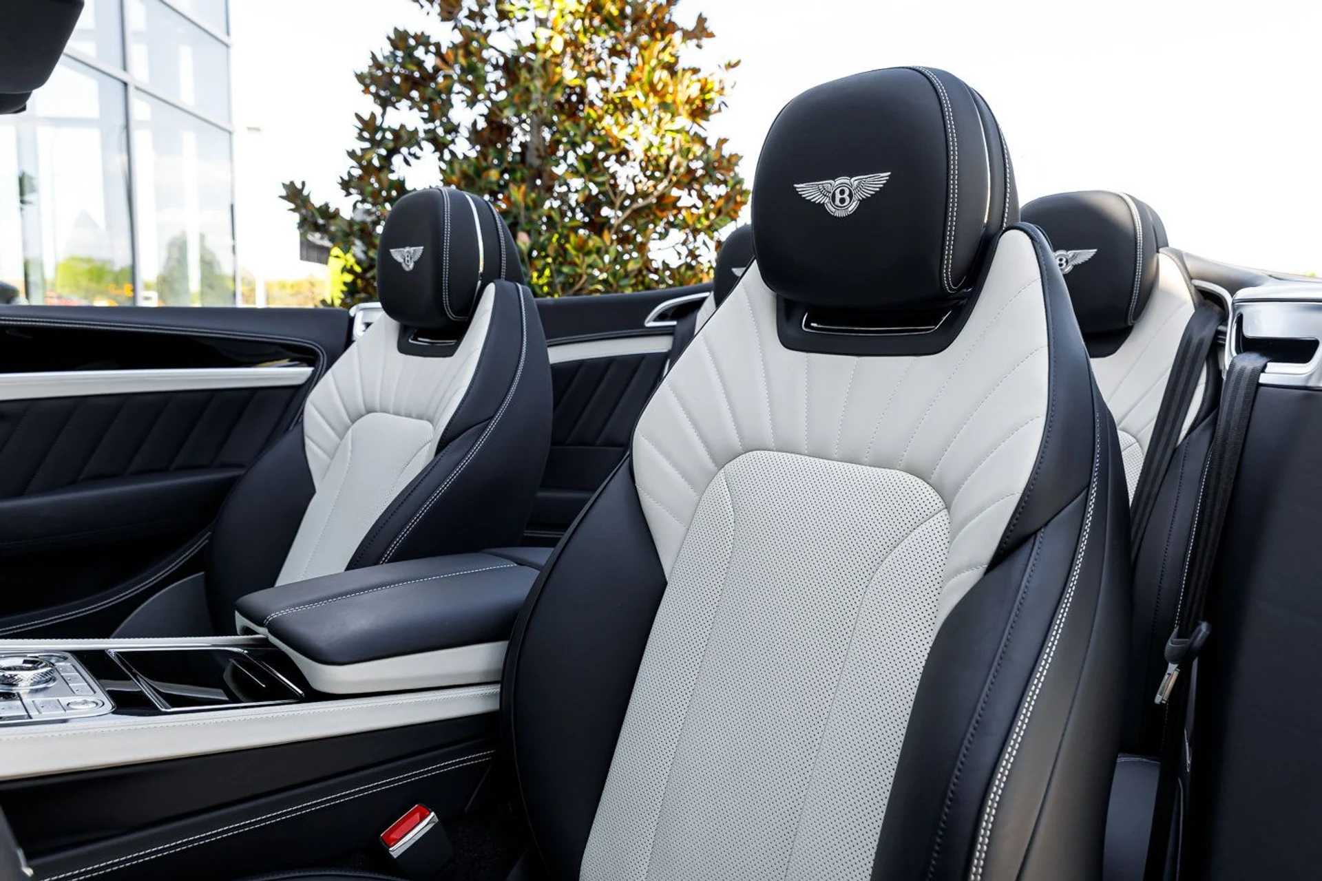 mph040_2291491440_22d21fbb1c93bcce2964fa9f0ad49aa4x_57db982350