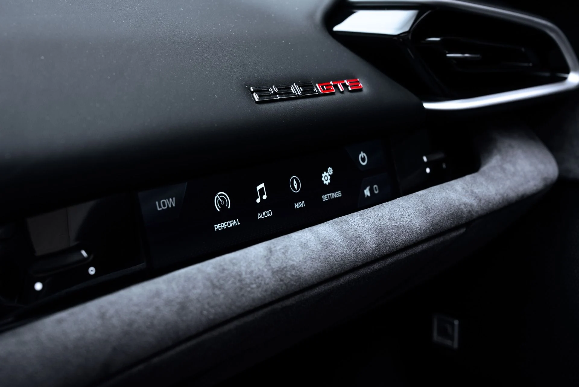 mph040_2312000249_Used_2025_Ferrari_296_GTS_1775518510_a0c7e7115b