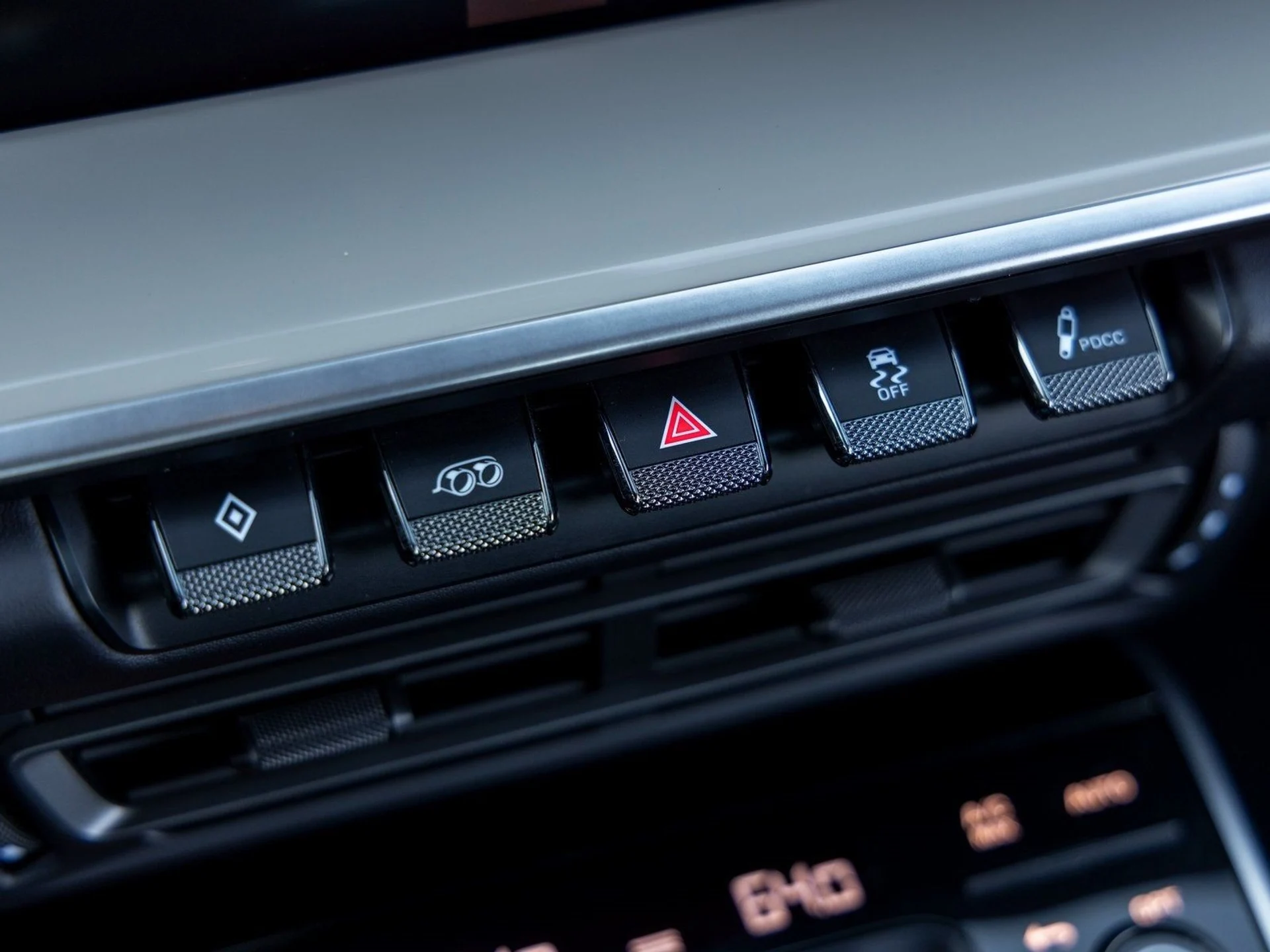 mph040_2320410758_41_172173f26c