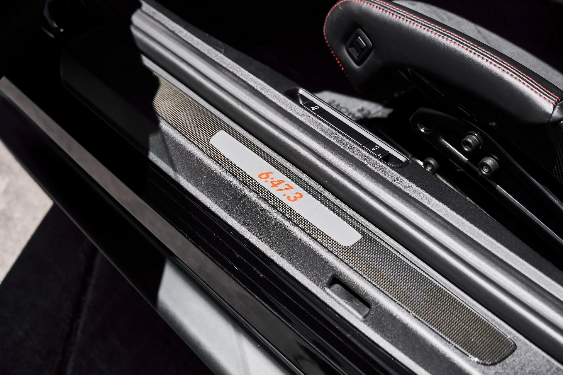 mph040_2329239882_Used_2018_Porsche_911_GT_2_RS_1778880948_cf276e4472