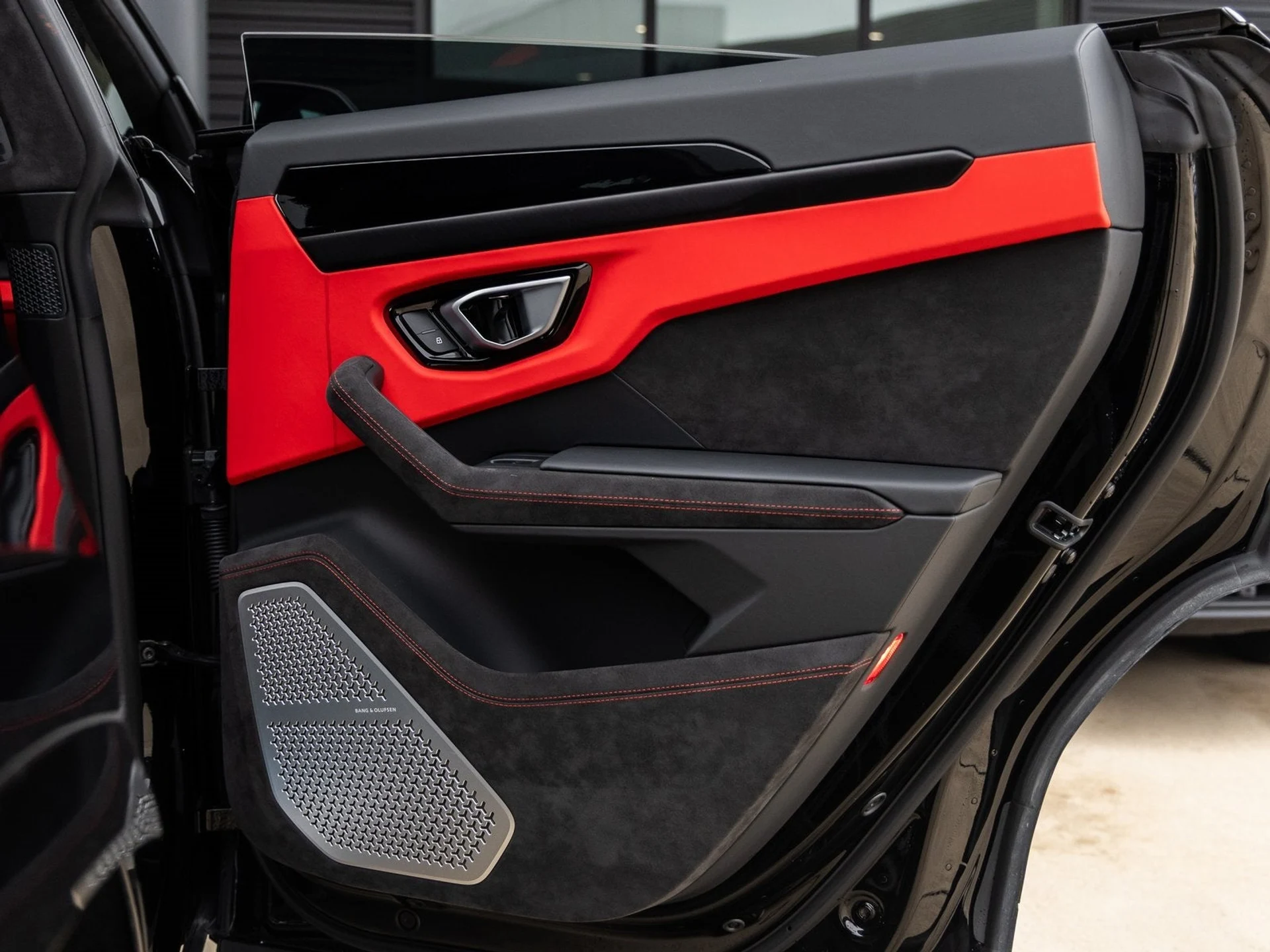 mph040_233881796_41_cac619fa3a