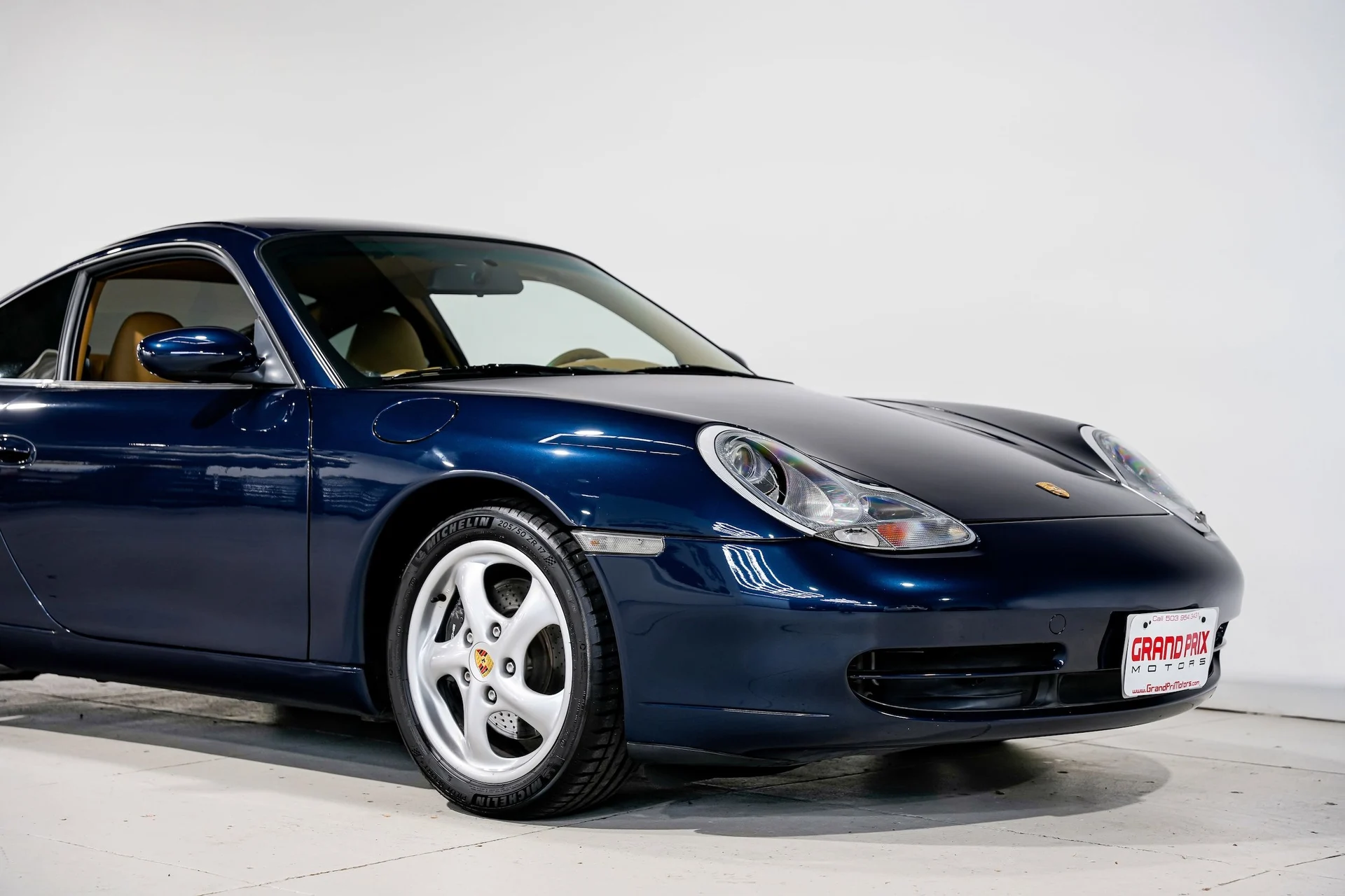 mph040_2340608557_557db8bf940e584042f30188f4f4da52x_6b9c7d1e0f