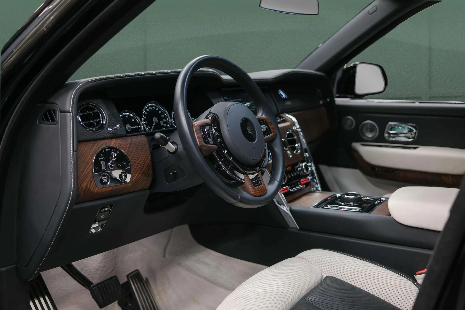 mph040_2340681946_0ec5ec64_4de6_4be8_892a_5a74291c4dcc_449cffb488