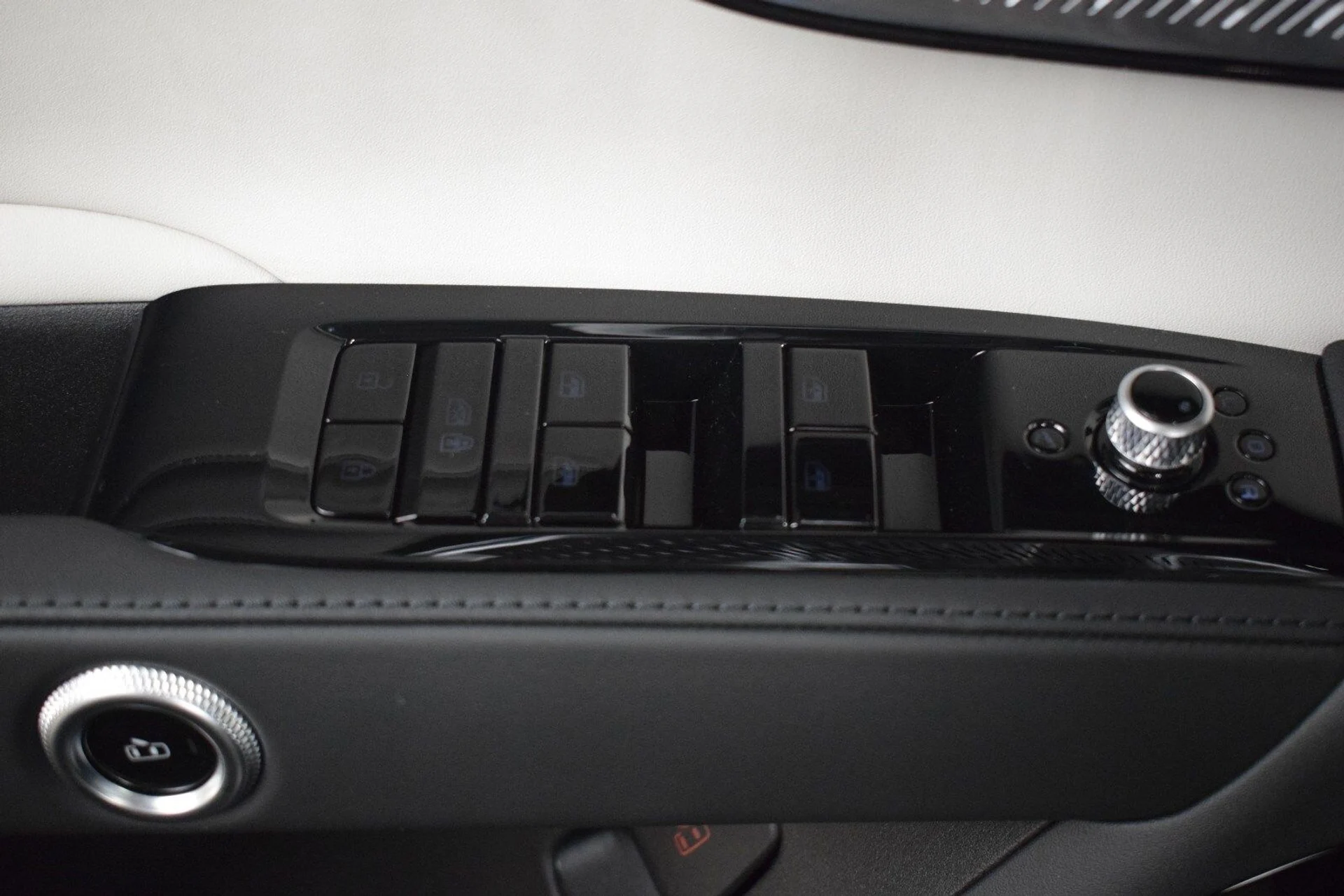 mph040_2341105941_84e3cccac789f67df637ce80a0bffdb4x_e6e6a9c50f