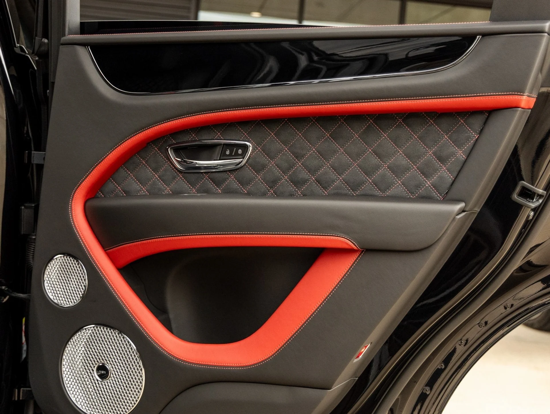 mph040_2354887726_41_b3eb32fde7