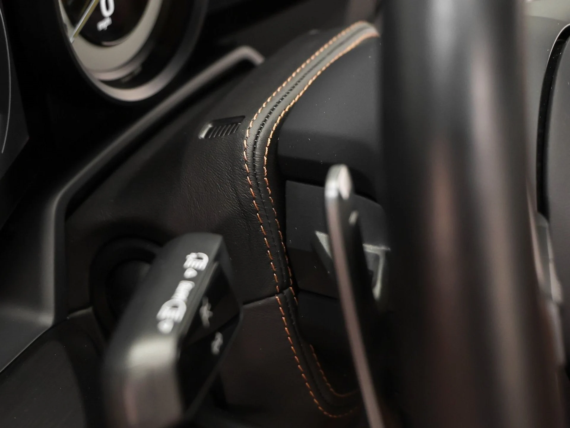 mph040_236302810_41_dea4d71b1c