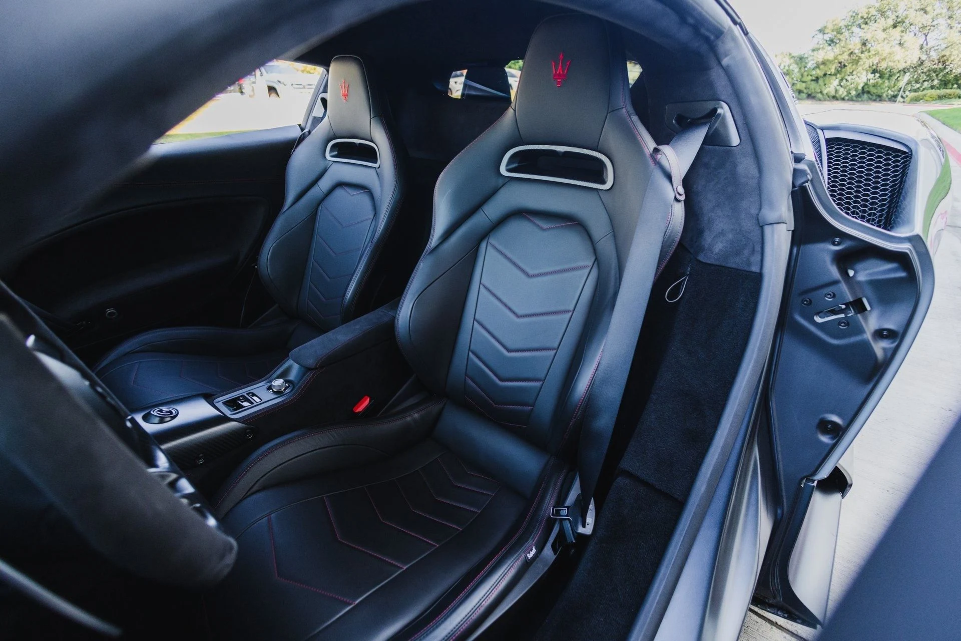 mph040_2376354579_1db7cef7352b13159d952db33704d04bx_b5b16d224d