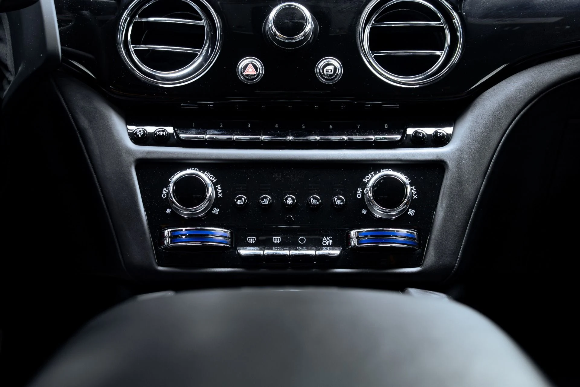 mph040_2381592934_Used_2022_Rolls_Royce_Ghost_1776983451_39014c58c5