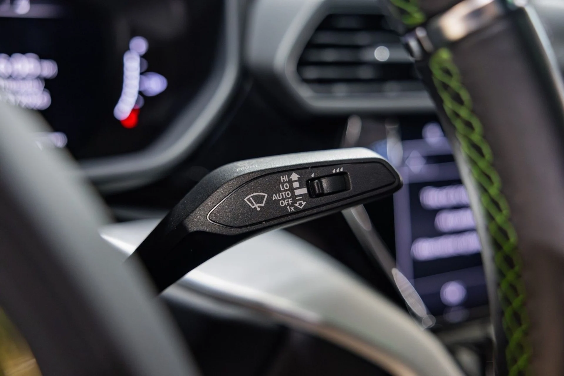 mph040_2385710644_xg_329db129de