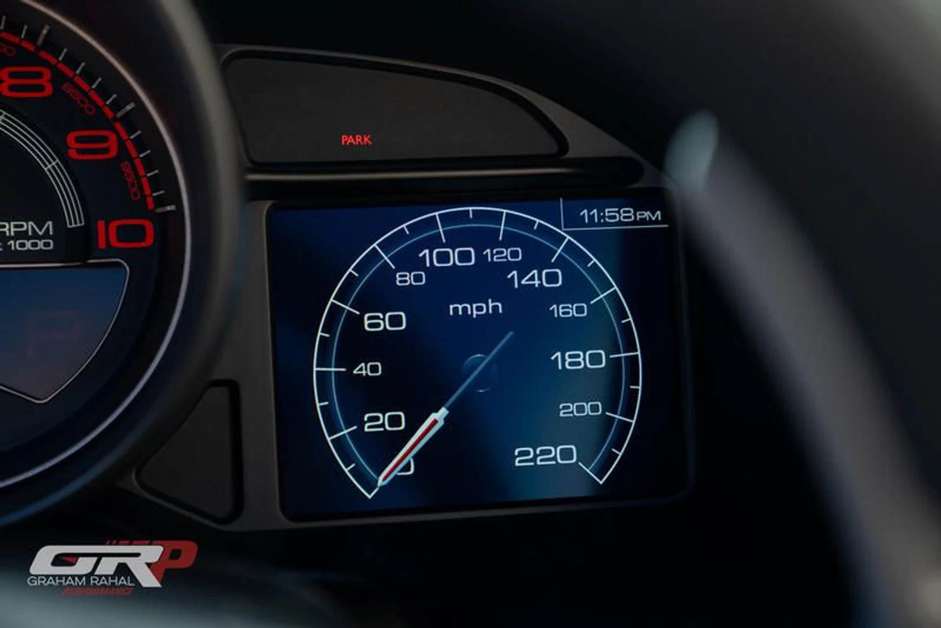 mph040_2400539794_7_A27_B712_A7_C9_4_A50_920_B_D7216808_C447_aab58d7133