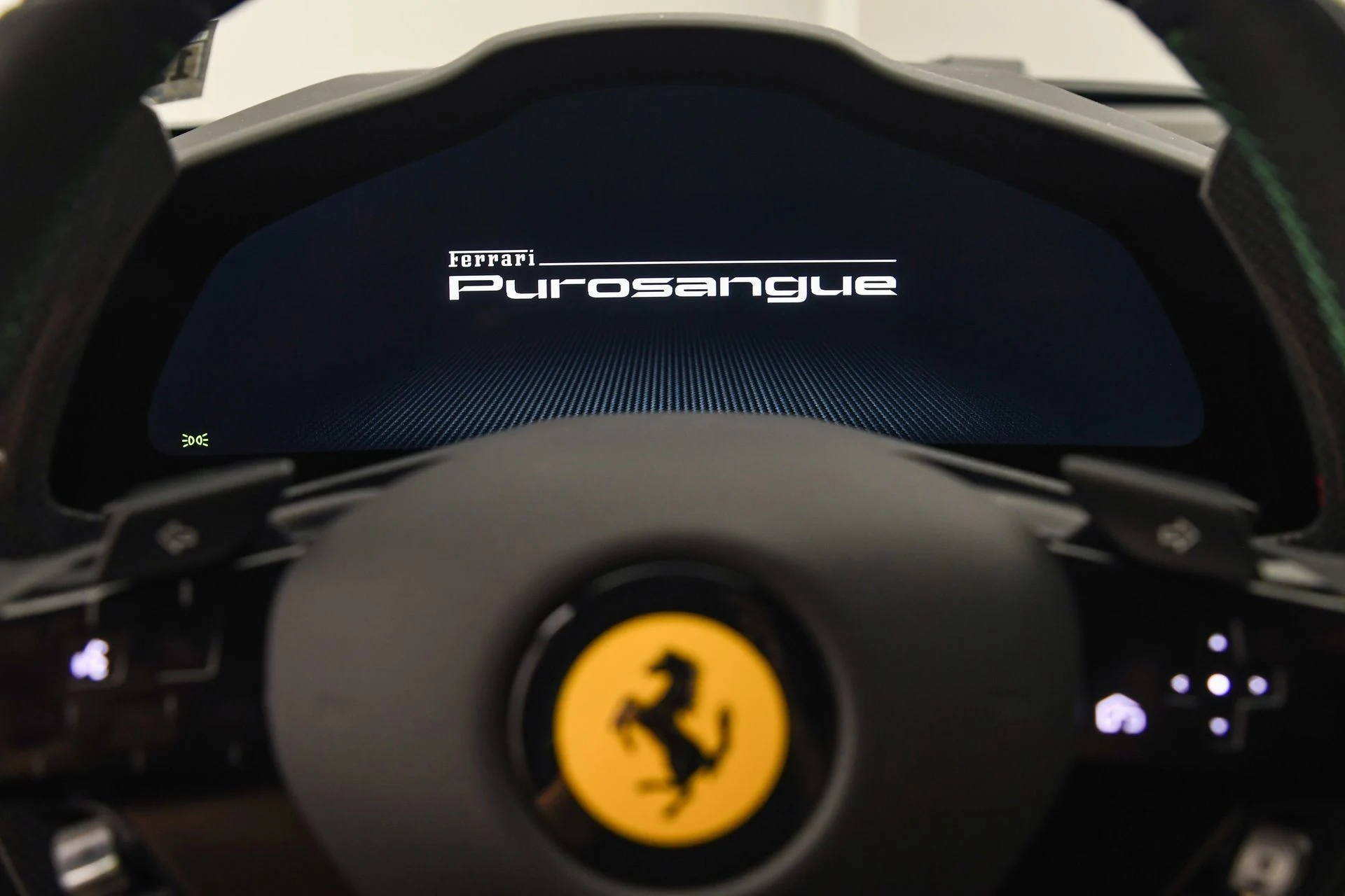 mph040_2403766559_afb28f96f9ad4d03bb6fb9e379577d96_d55c33919e