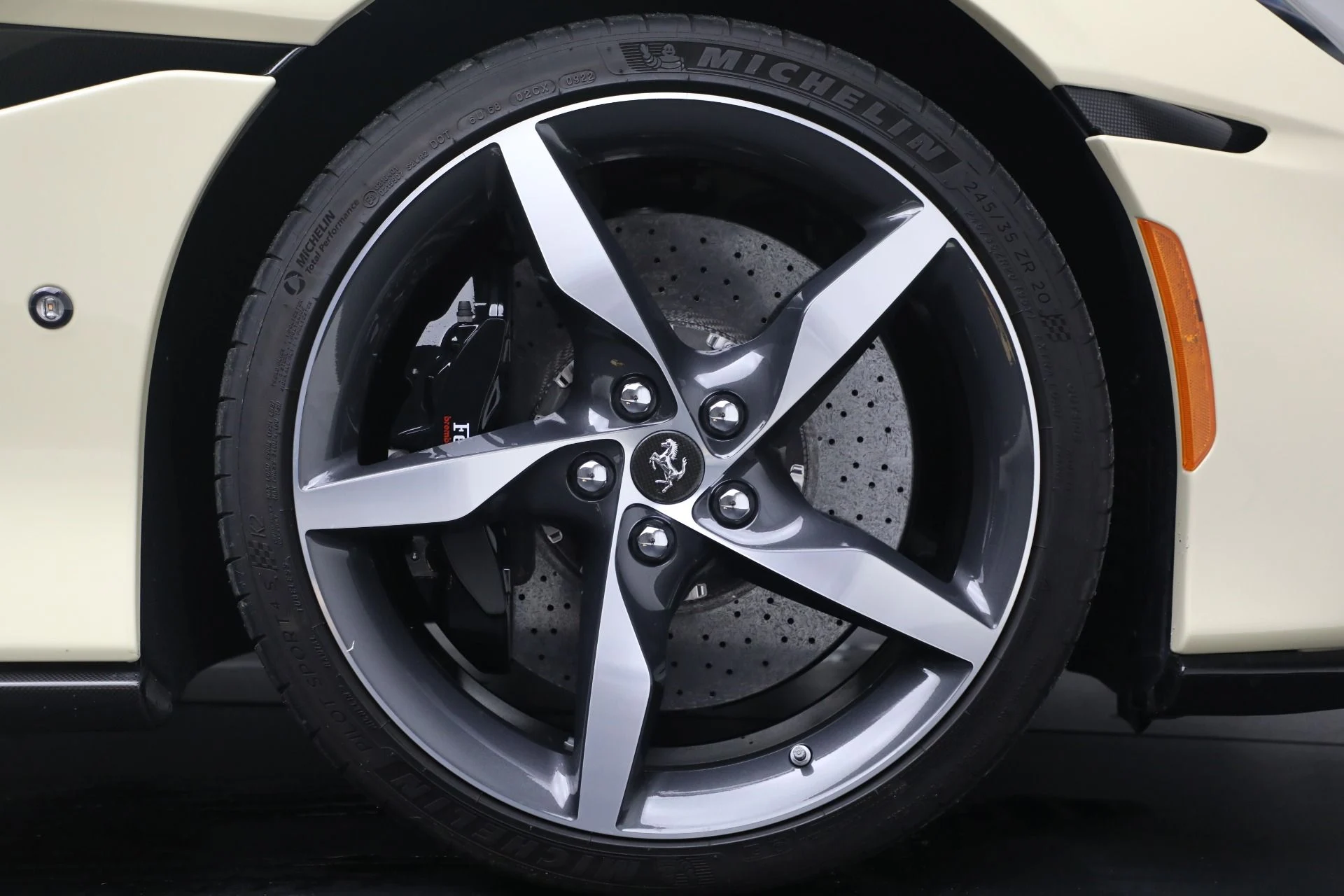 mph040_2413520193_Used_2023_Ferrari_Portofino_M_1767989995_39b78ed919