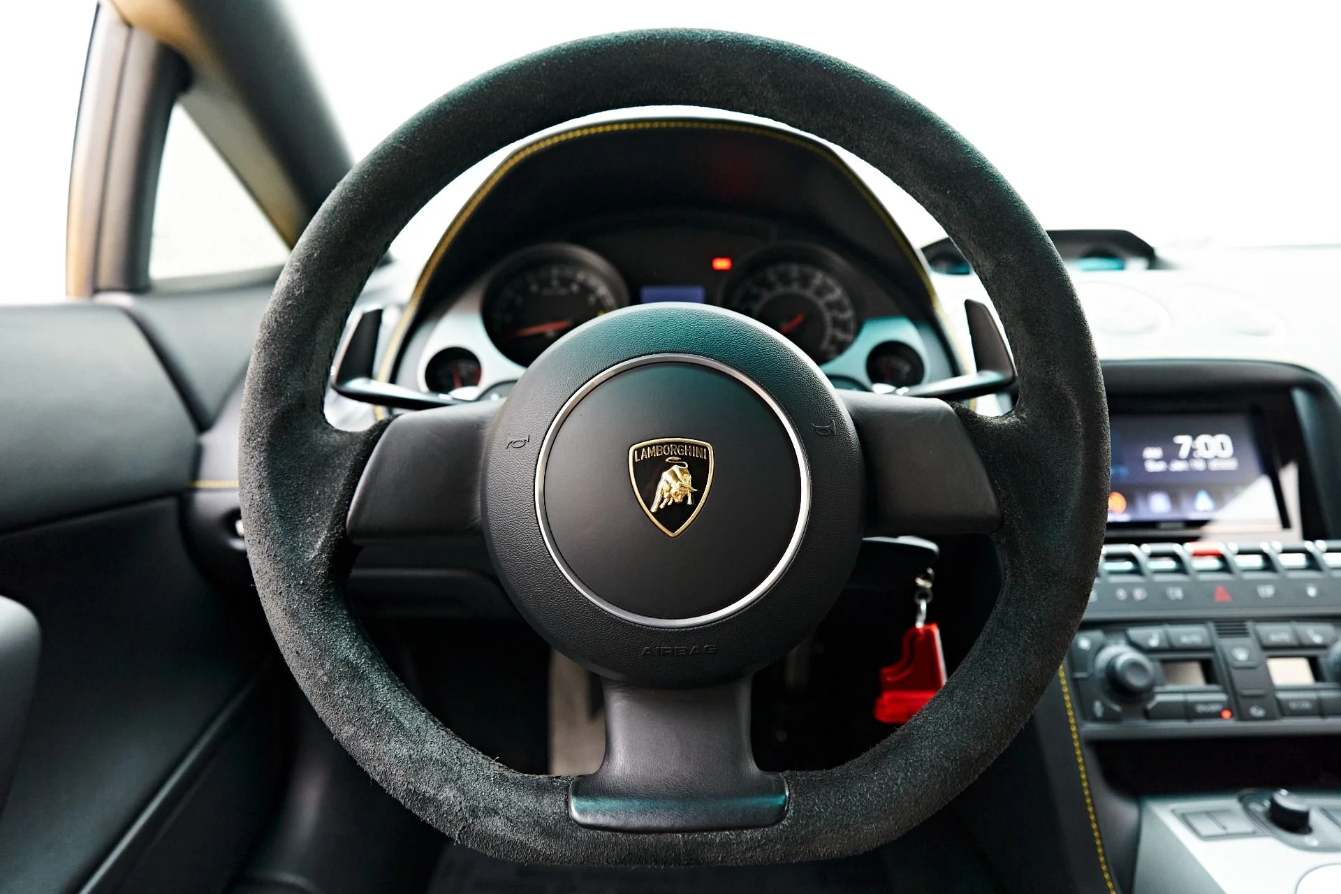 mph040_2419022522_Used_2005_Lamborghini_Gallardo_1703127301_fad1b58a15