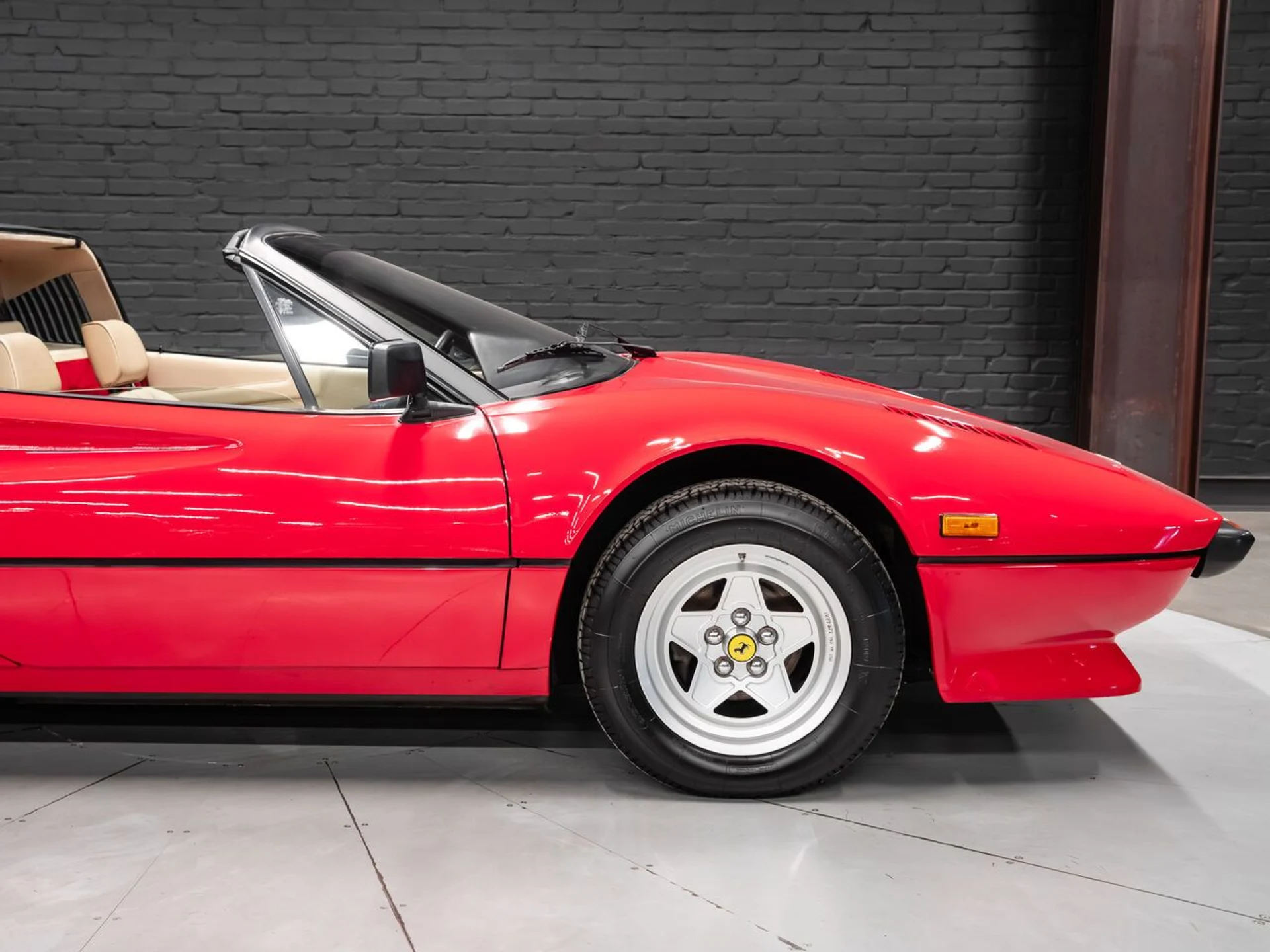 mph040_2430843423_ferrari_308_gtsi_1982_ba01e5b85f