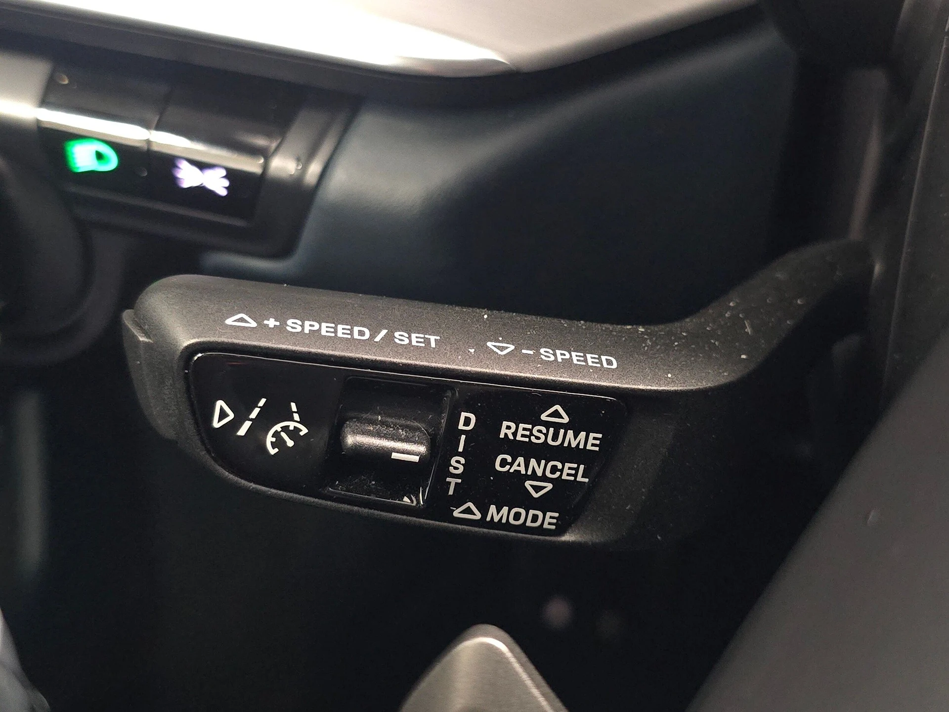 mph040_2436703887_b9f960beb165643b08a0d7d4c72e35c2x_1613a425c4