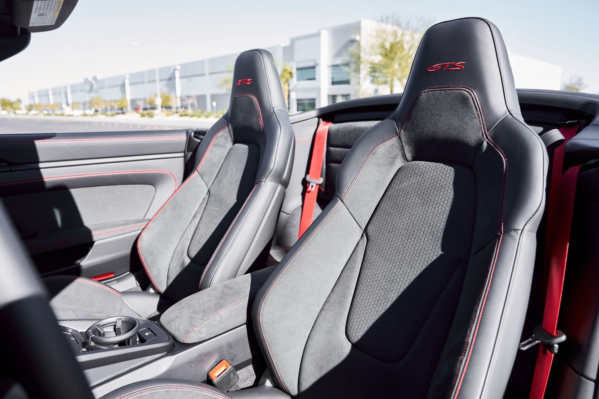 mph040_2437925072_Used_2026_Porsche_911_Carrera_GTS_1767062919_ff6ac059b9