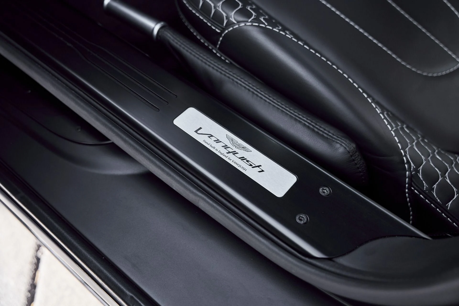 mph040_2449851356_Used_2014_Aston_Martin_Vanquish_V12_1773193813_88ff307f61