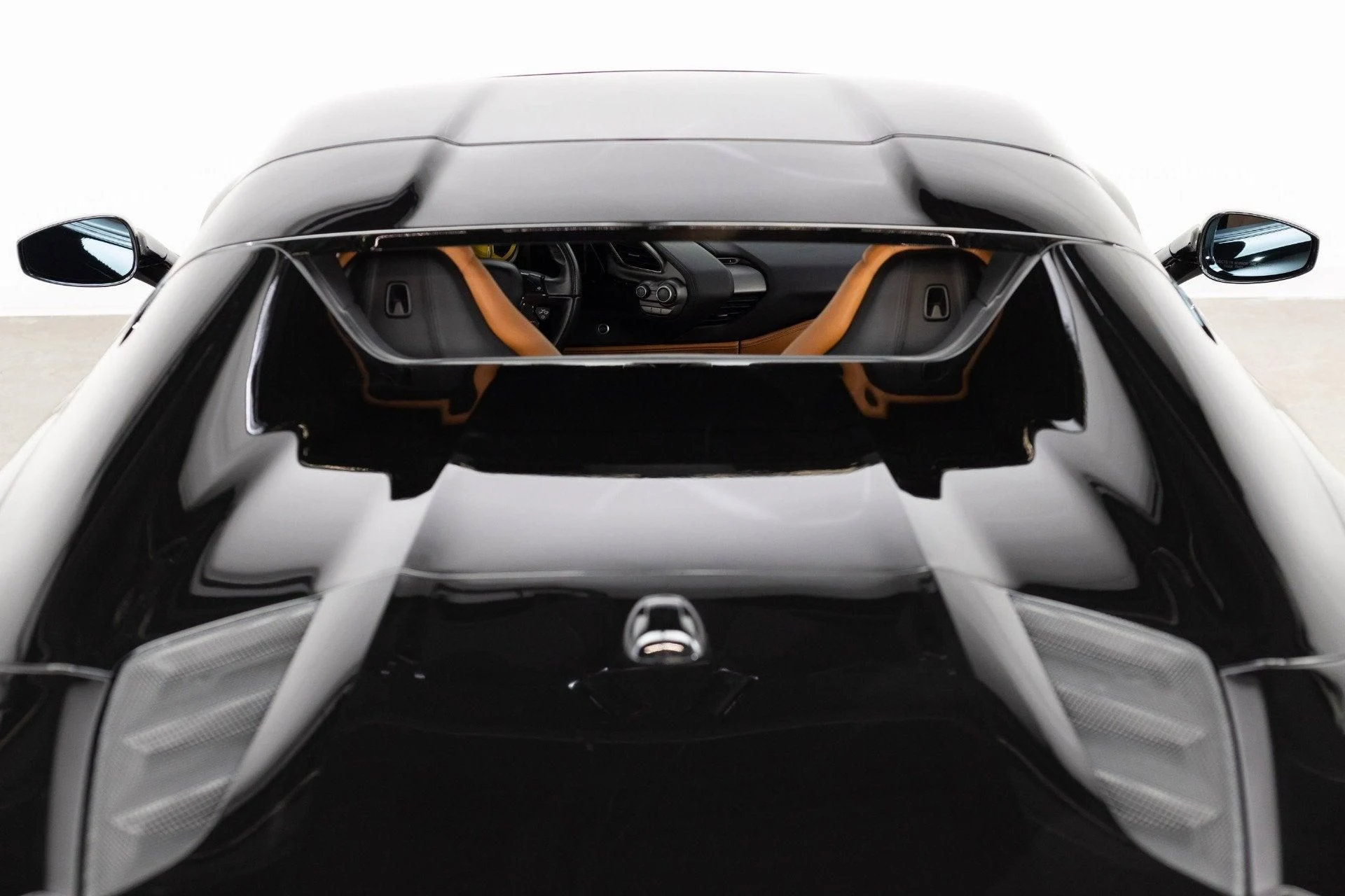 mph040_2467135366_Used_2017_Ferrari_488_Spider_1777367843_9abe00e457