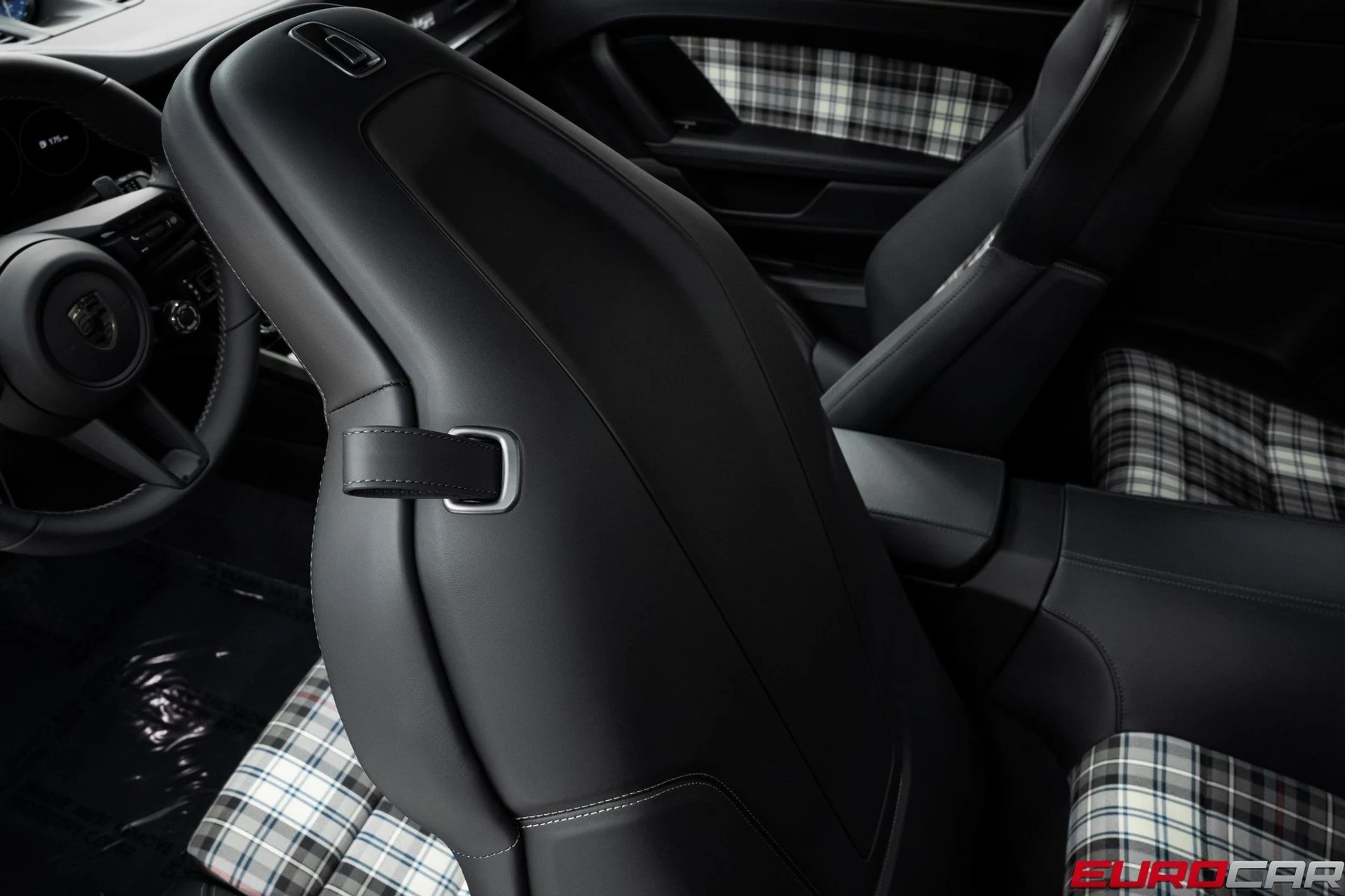 mph040_2475400895_image_41_388edee98b