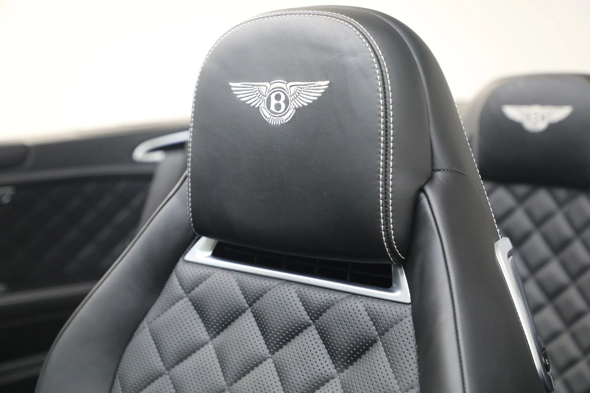 mph040_2479109789_Used_2017_Bentley_Continental_GT_V8_S_1783555771_d5552e4e66