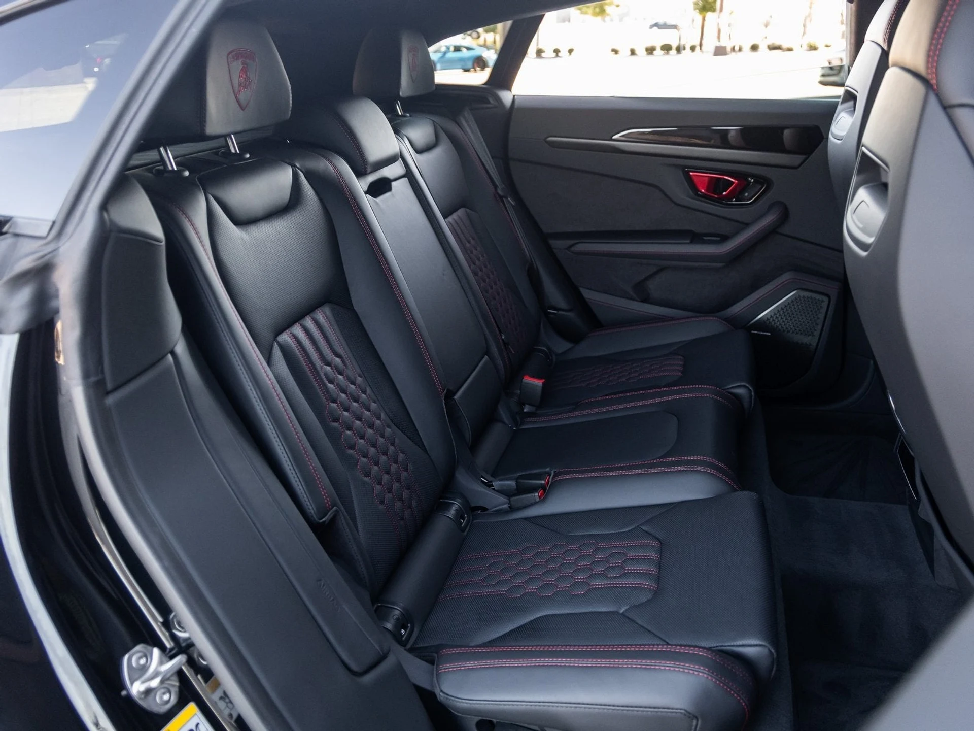 mph040_249273415_41_b5242f4050