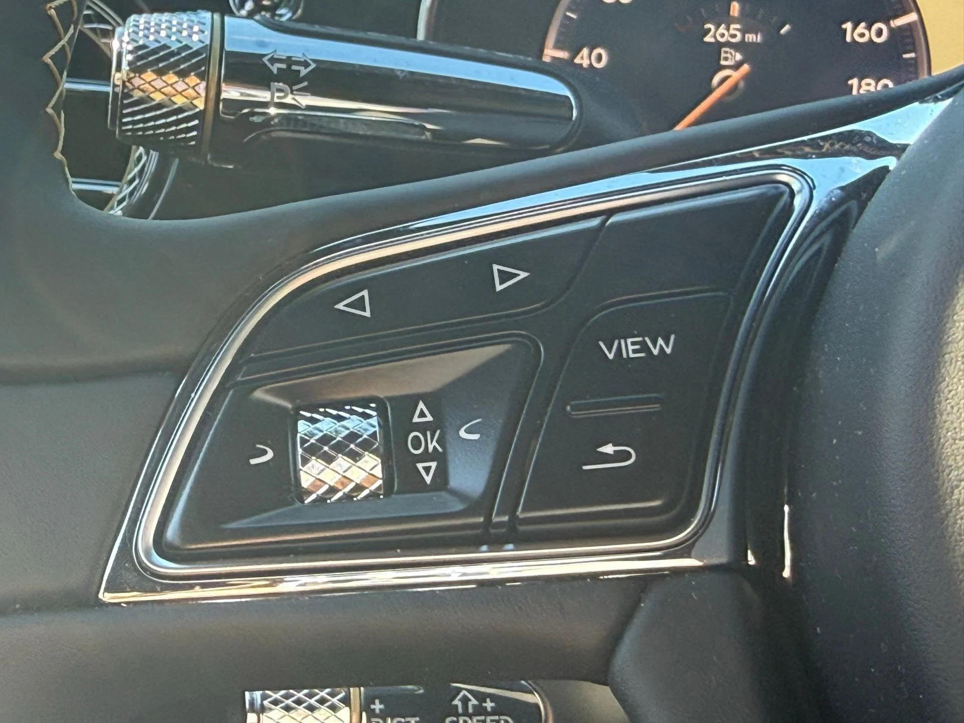 mph040_2498736279_fee42980b5cd497f92ded2b4eb8460ed_765801d639