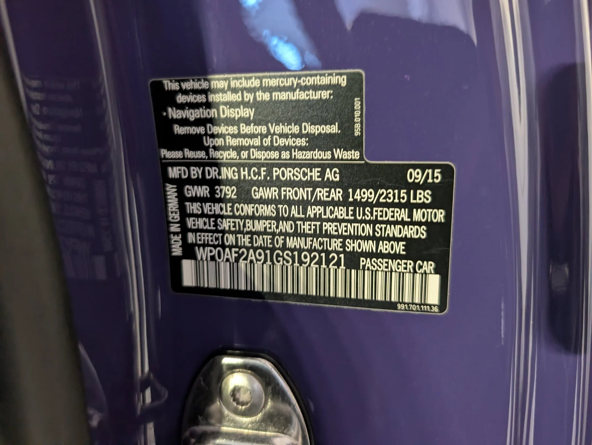 mph040_2501970418_80a7fee0b7ced8841b998f07aee0c472x_6d973c7aaf