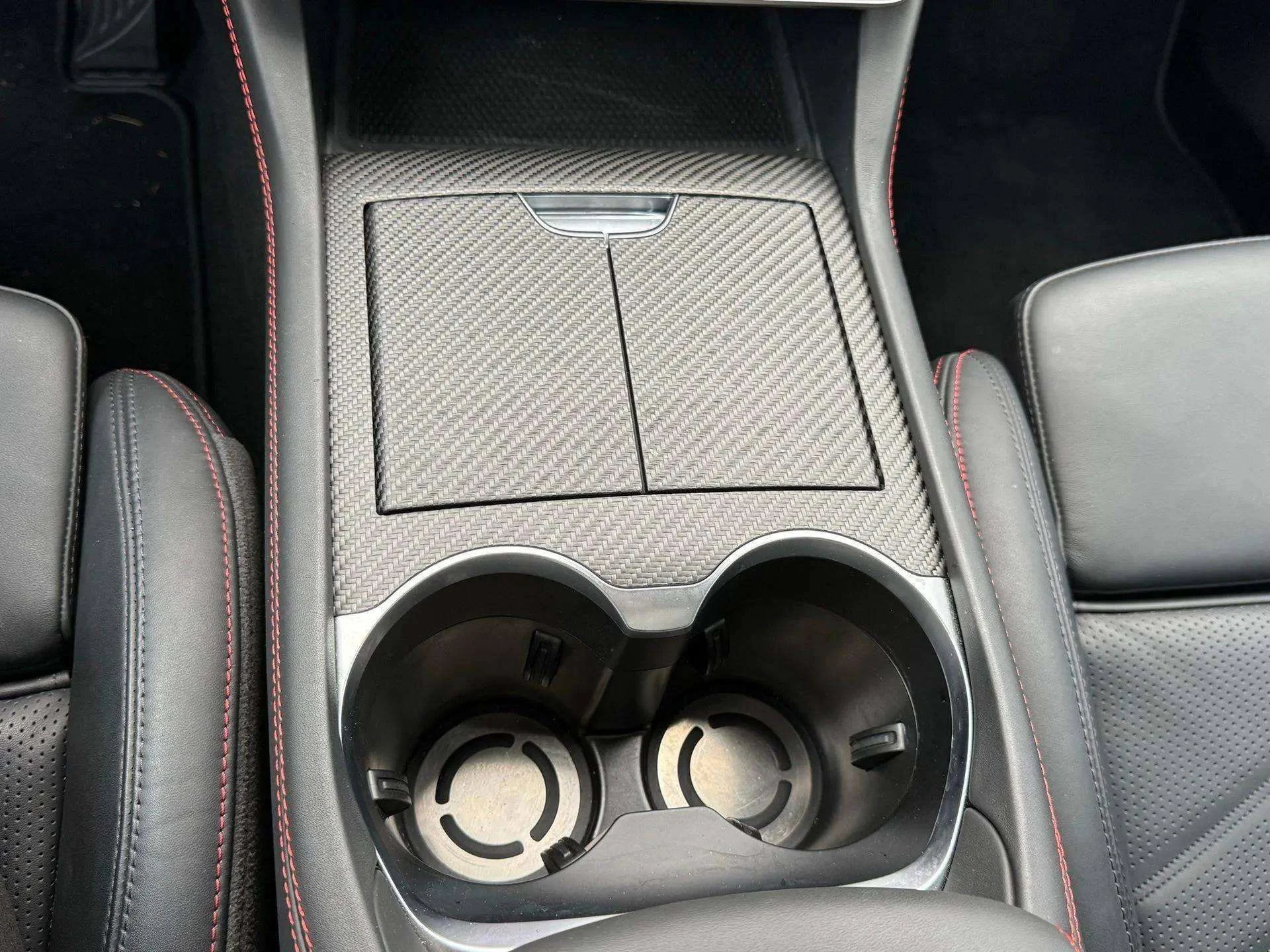 mph040_2505457693_93eaf93683b242c9bf146056d0affe31_164a1550a8