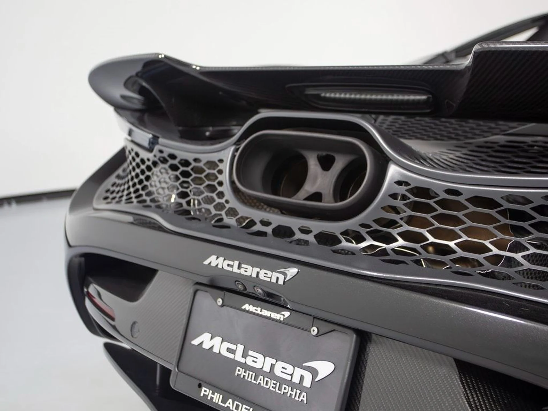 mph040_2510545621_e080ca322211a3cb46568a062798d2c2x_3815903fd9