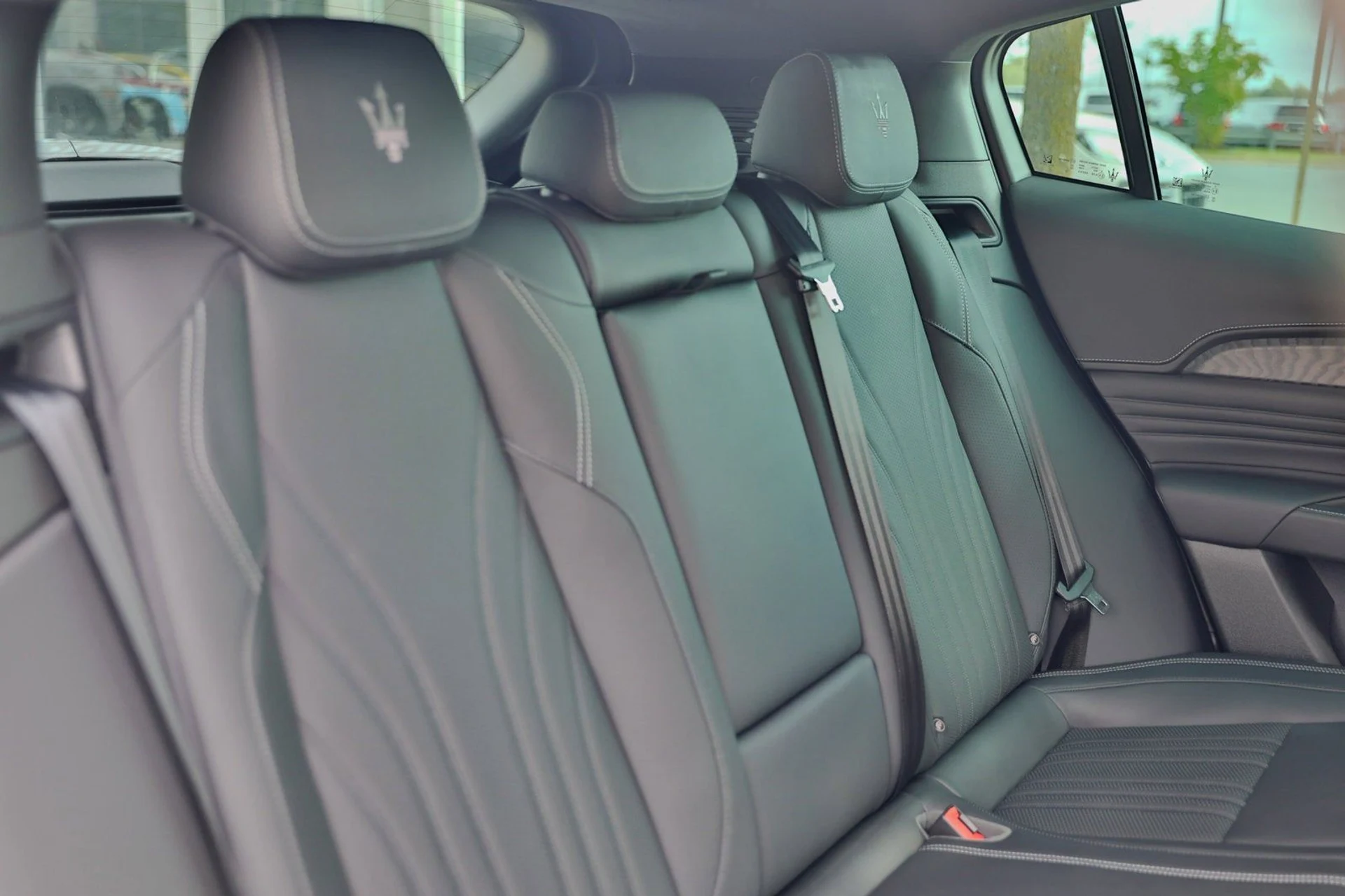 mph040_251163969_d969d8efe654401d84de0a36d26d5cdb_bbb64edafd