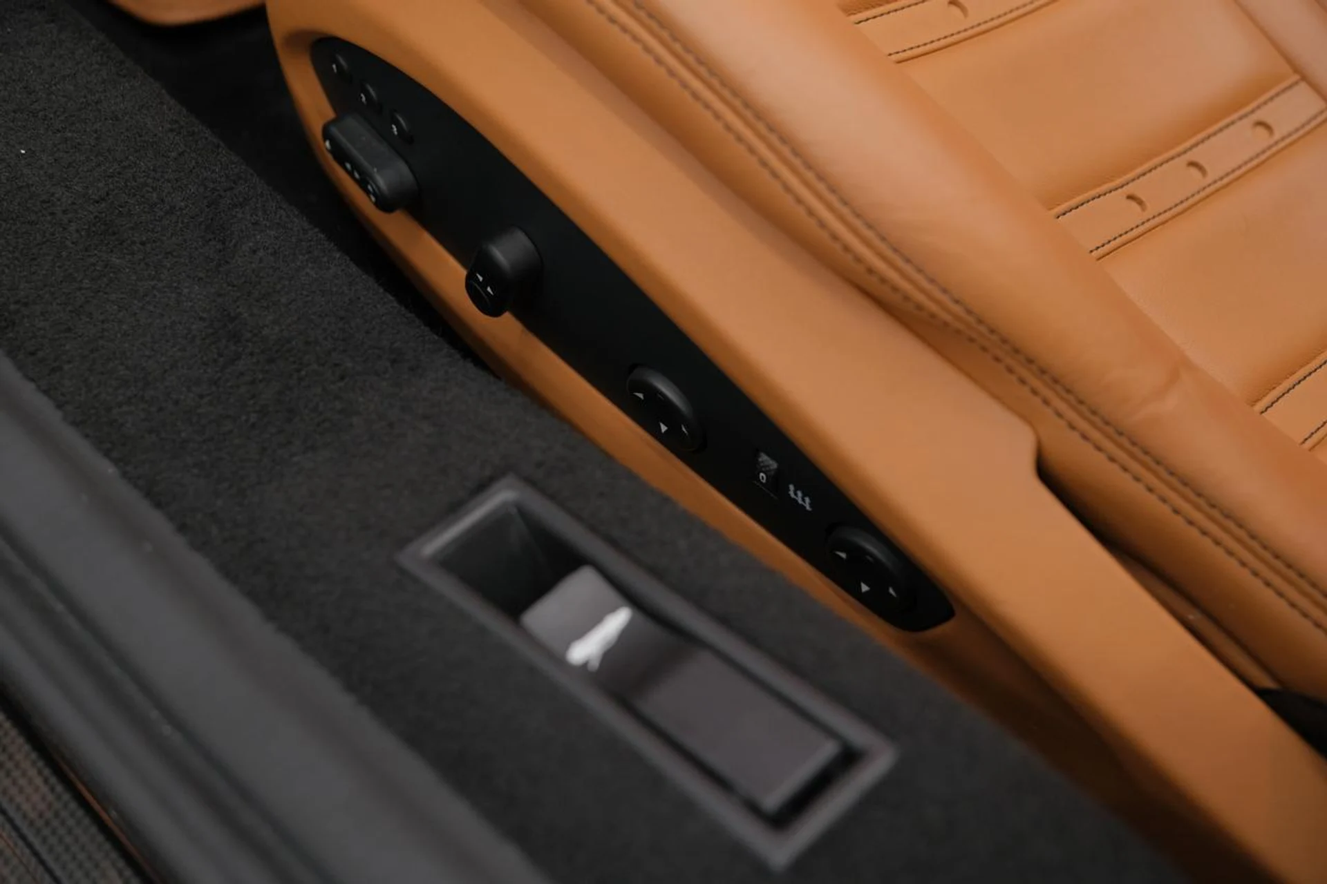 mph040_2527891056_06a7ab5002516beb83896e8ea339f8d1_81cd990432