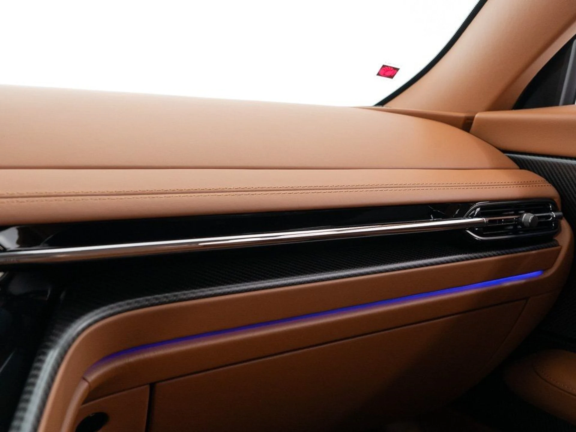 mph040_2531203865_4e653096d4c156b888a32d963252e70e_5d8a655e3a