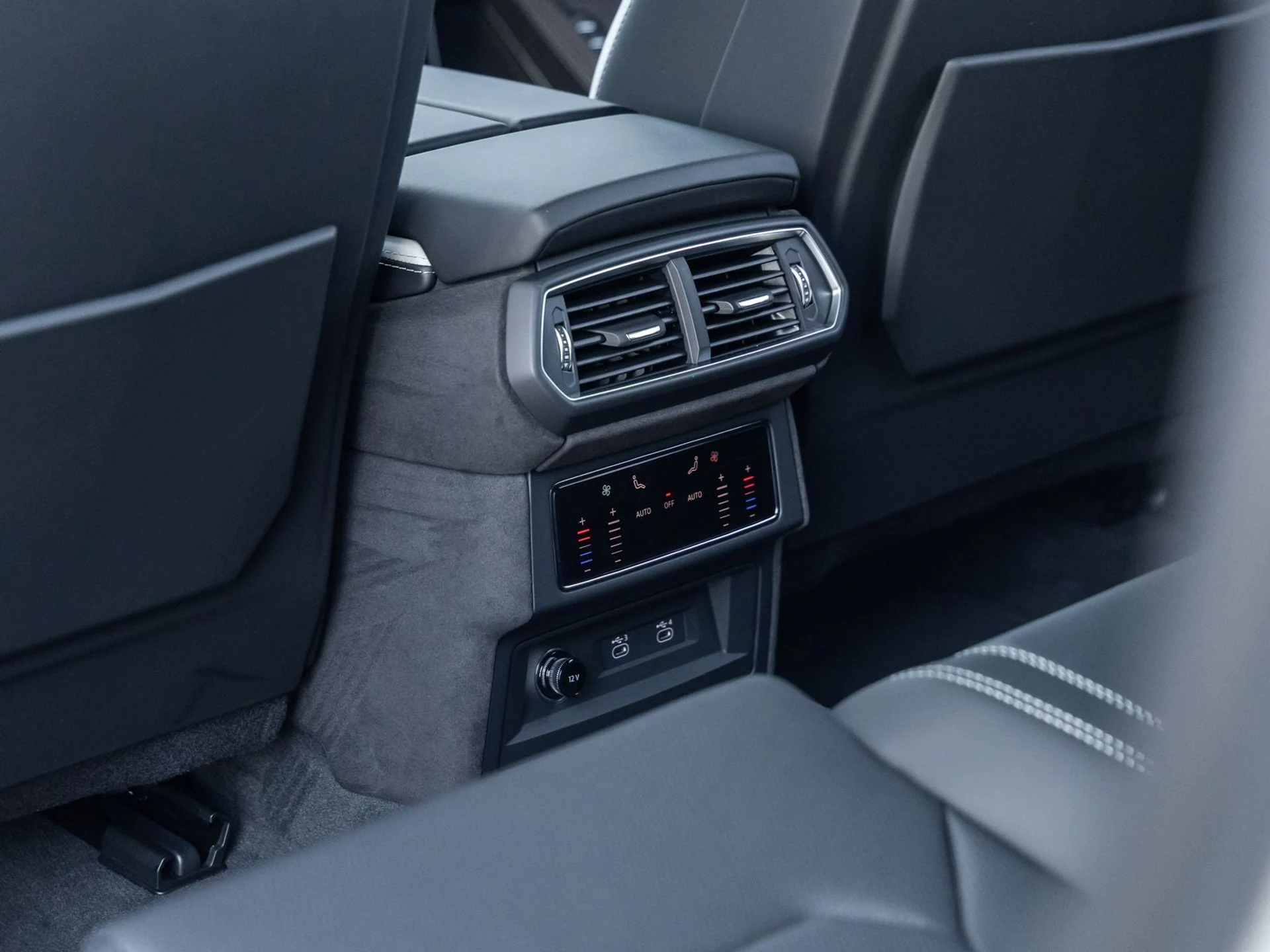 mph040_2548895588_41_2fabe52c03