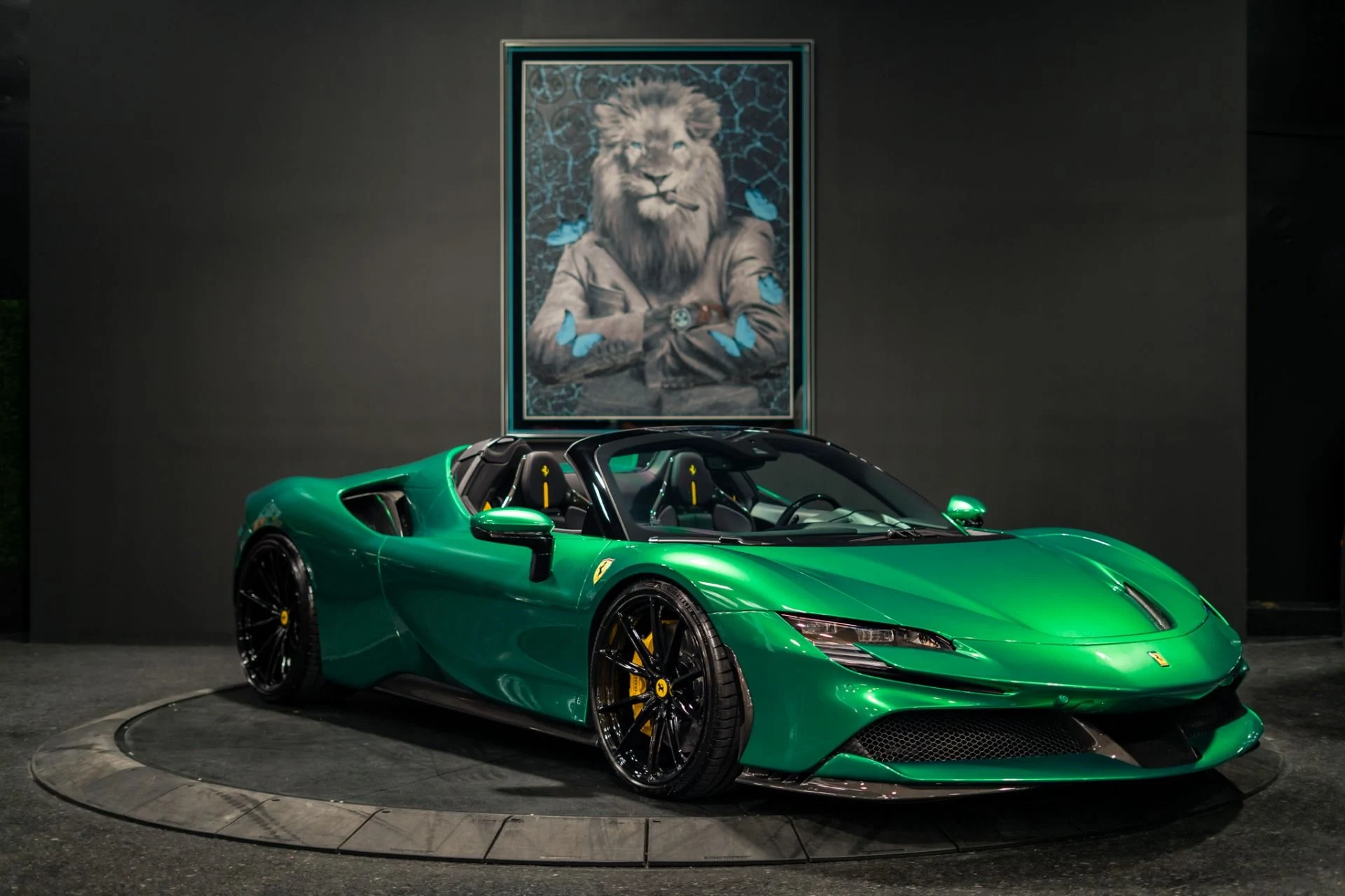 mph040_2554828212_Used_2024_Ferrari_SF_90_Spider_Extra_Campionario_Green_Jewel_711842_MSRP_1784911188_0cf5a14187