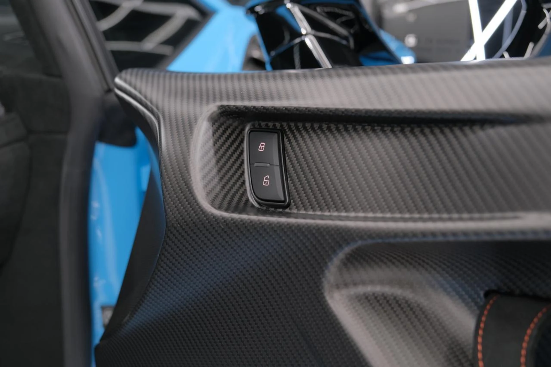 mph040_257104445_e182a474a237ad0a2c3c5d08072a3504_68ae208fb1