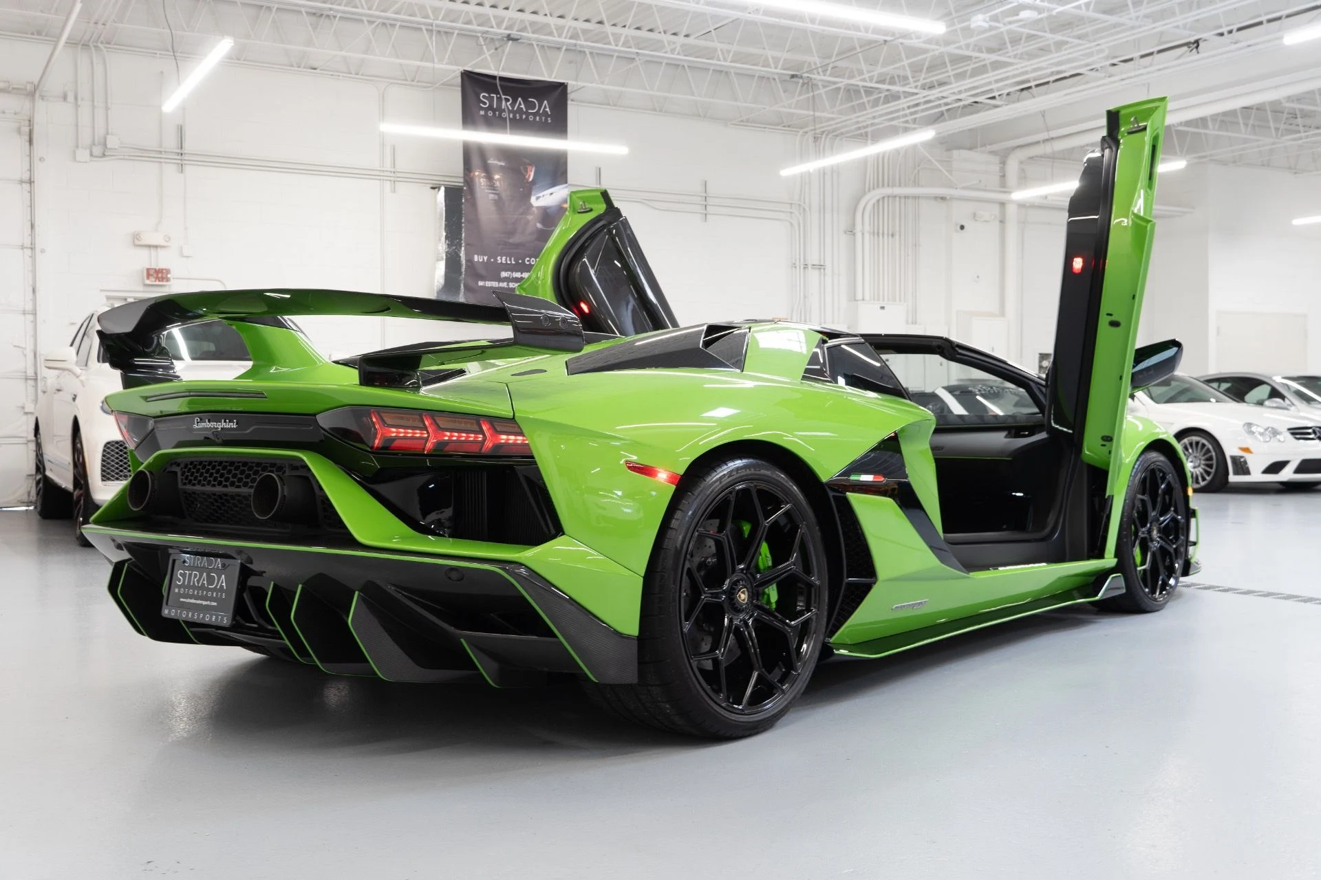 mph040_2581517491_Used_2021_Lamborghini_Aventador_LP_770_4_SVJ_1753475155_1caecda3b8