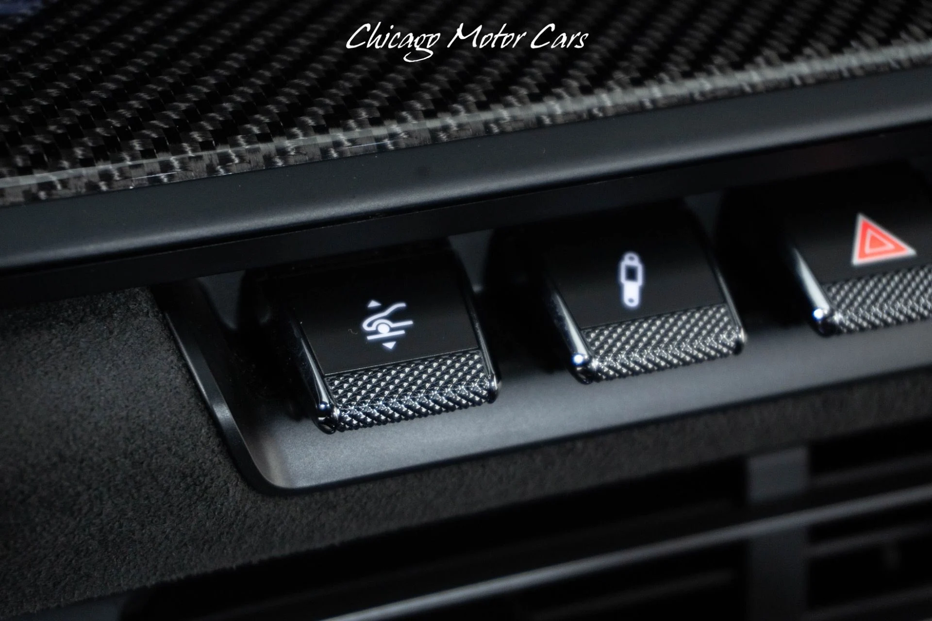 mph040_2582348122_12921_p41_l_78843171a5