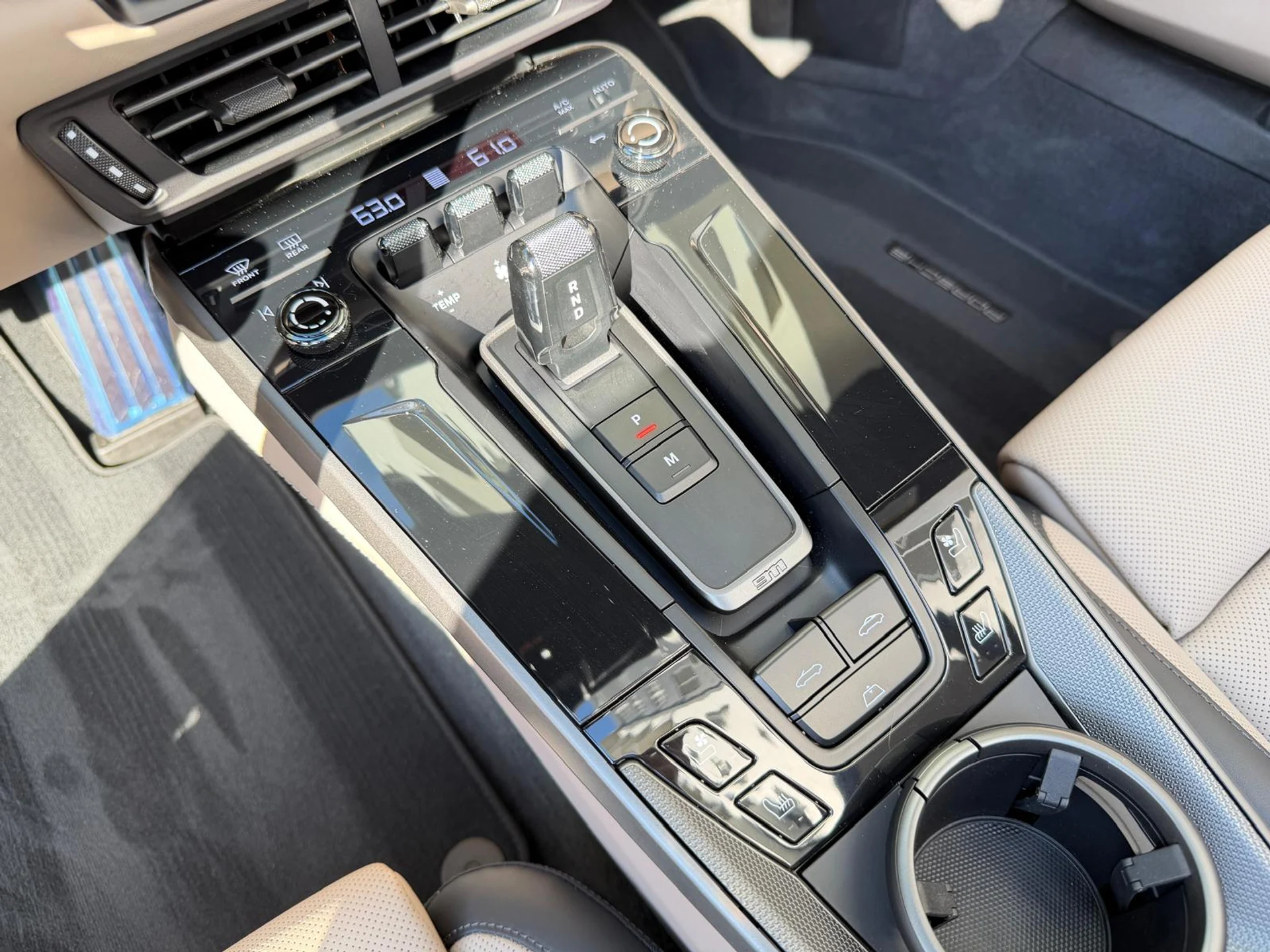 mph040_2600703170_Whats_App_Image_2025_12_22_at_4_53_43_PM_34_b90ee24b98