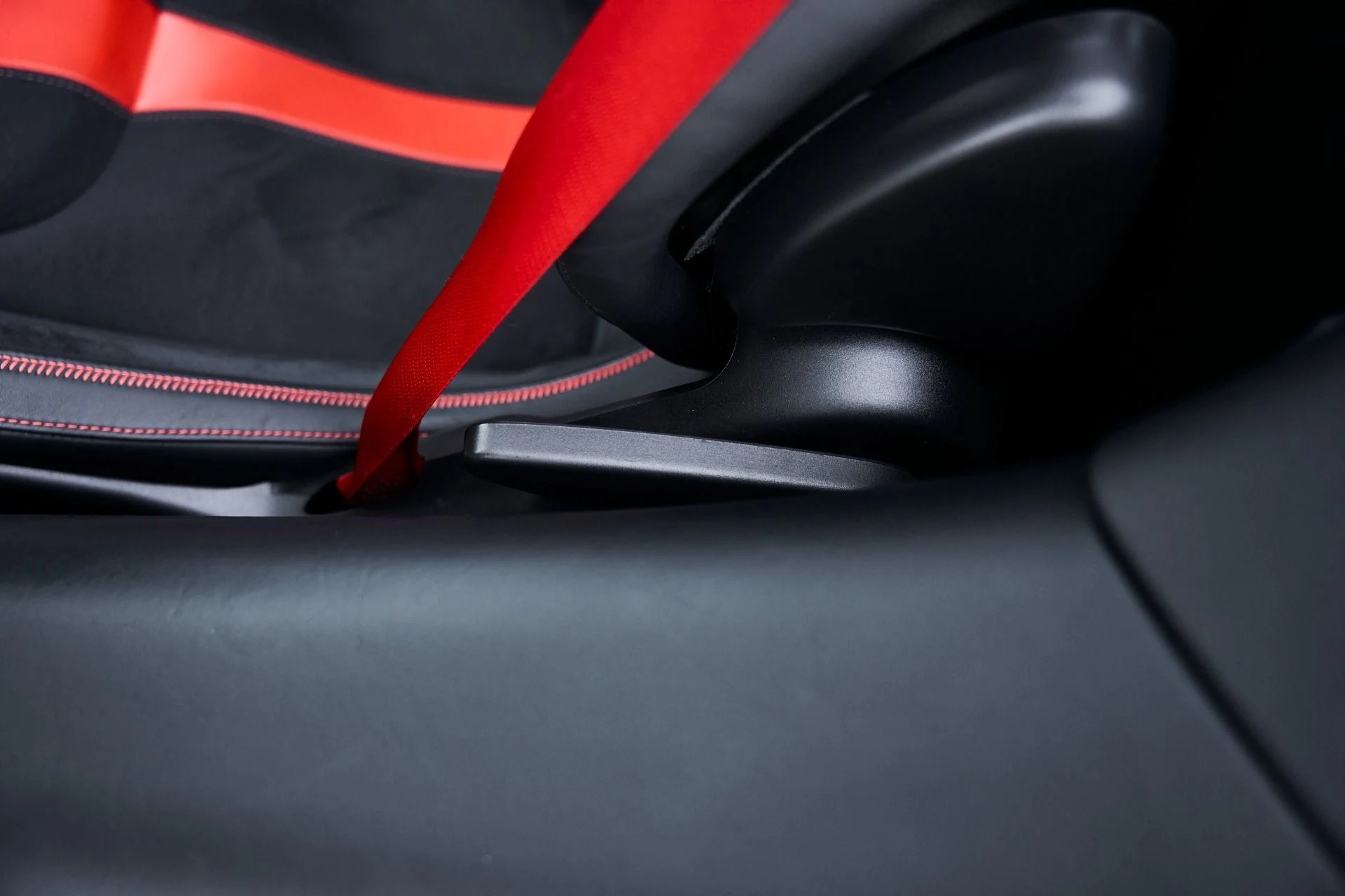 mph040_2603646469_Used_2021_Mc_Laren_720_S_Performance_1769136698_19582c185f