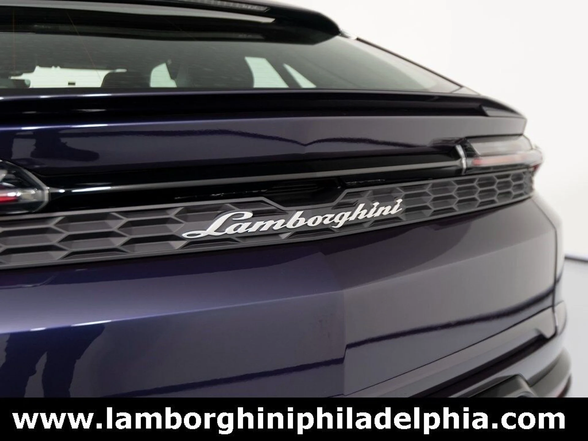 mph040_260856797_e157759dff03c1e0704fa8844156bf3ex_5f090d5461