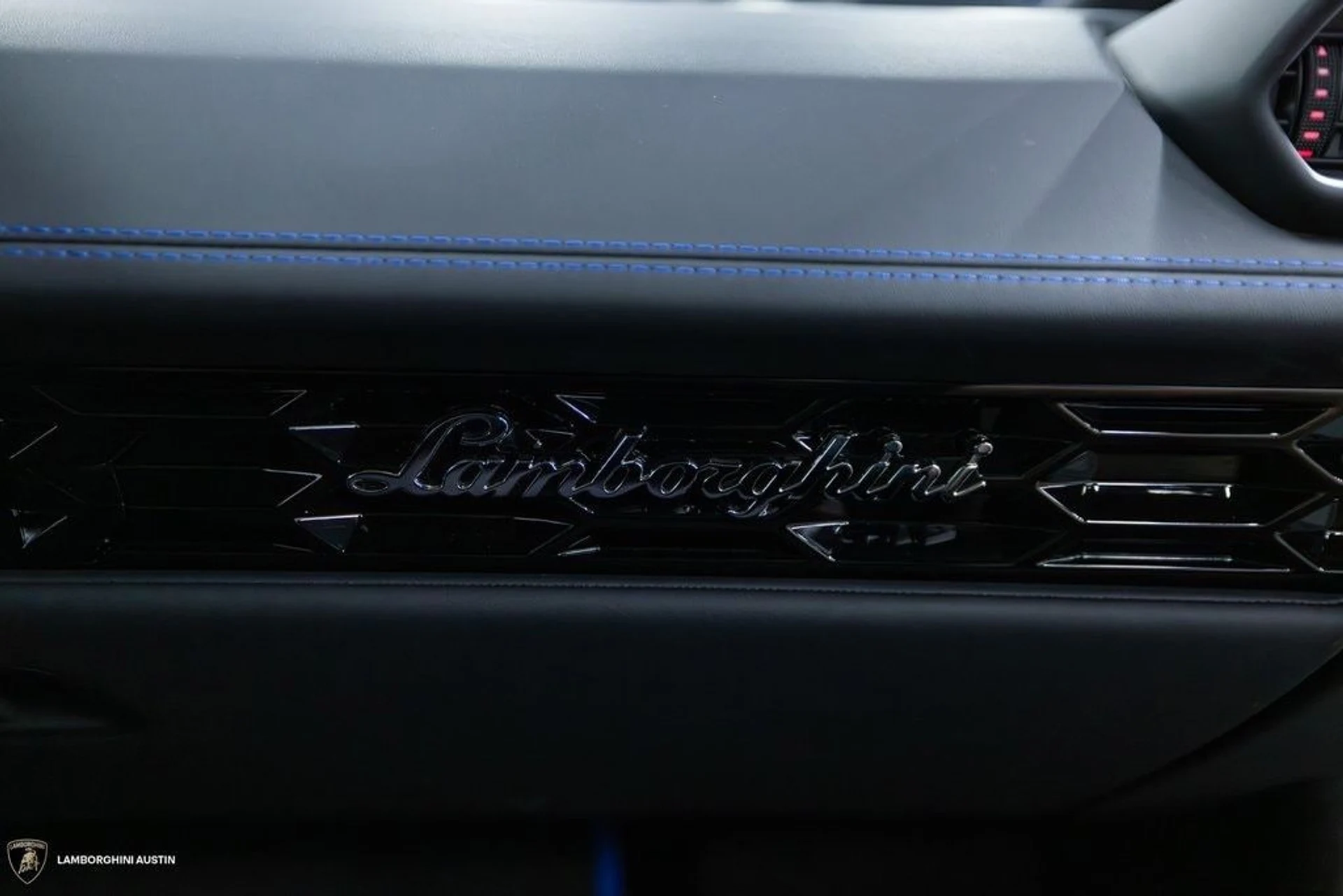 mph040_2624088980_2af6d608be2d77910e9ac4697d1a9f3cx_bff0a15b0e