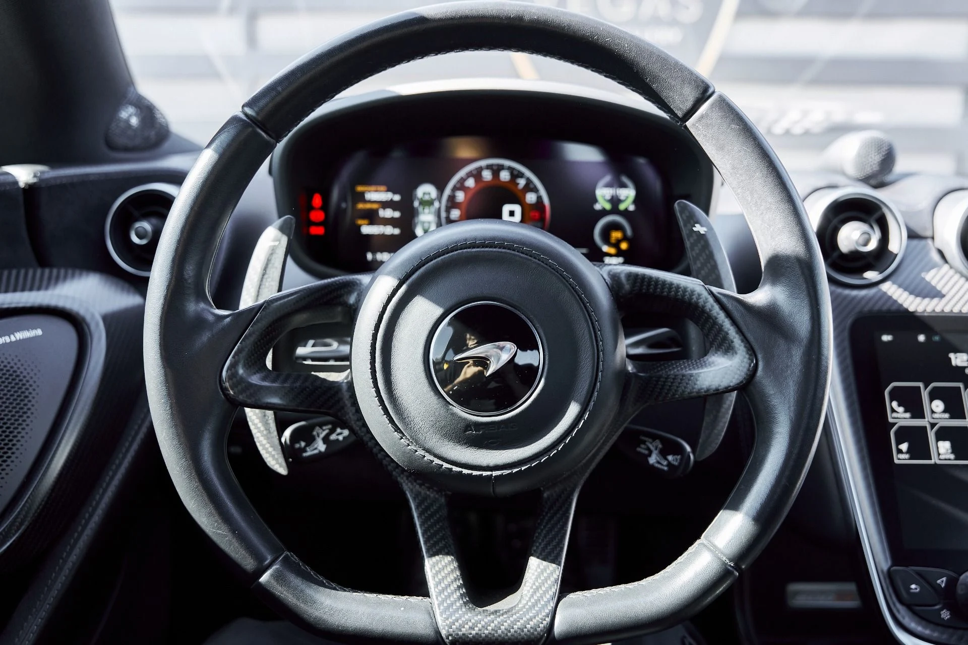 mph040_2635261338_Used_2019_Mc_Laren_600_LT_Base_1770430655_2a02ac3144