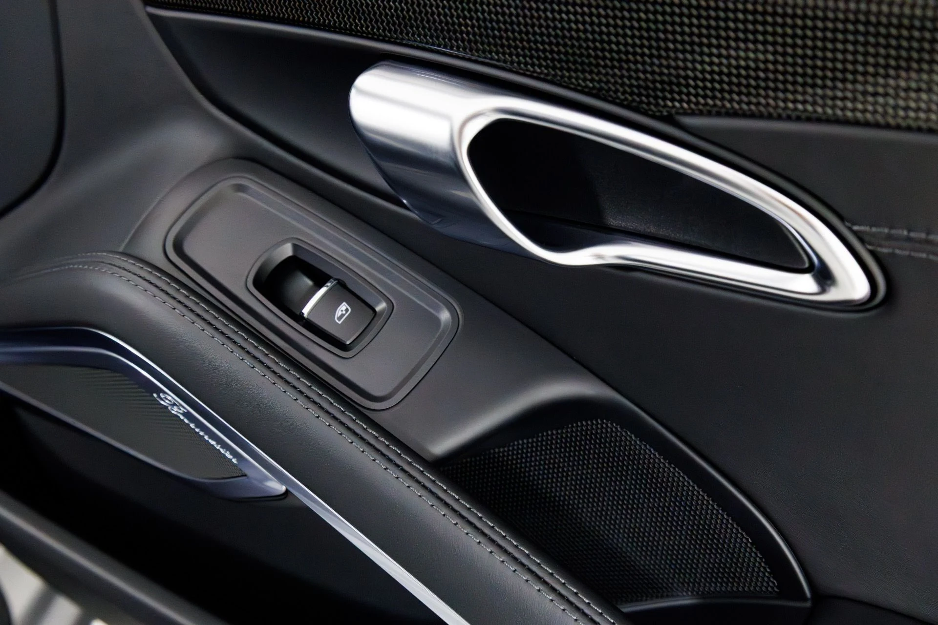 mph040_2638918404_Used_2019_Porsche_911_Turbo_S_1770314068_877a916887