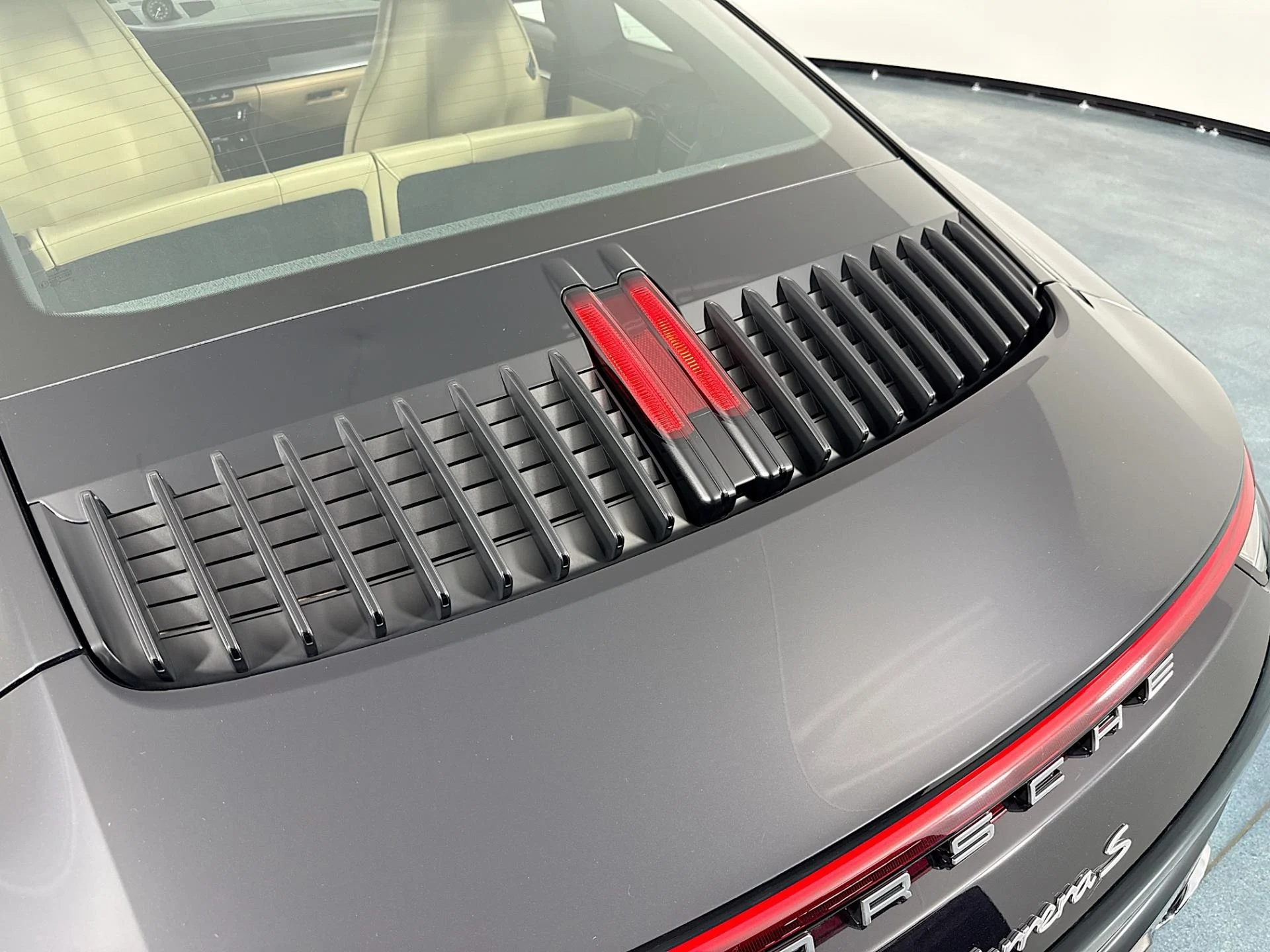 mph040_2649463263_Used_2020_Porsche_911_Carrera_S_1782334160_04c668e9f2