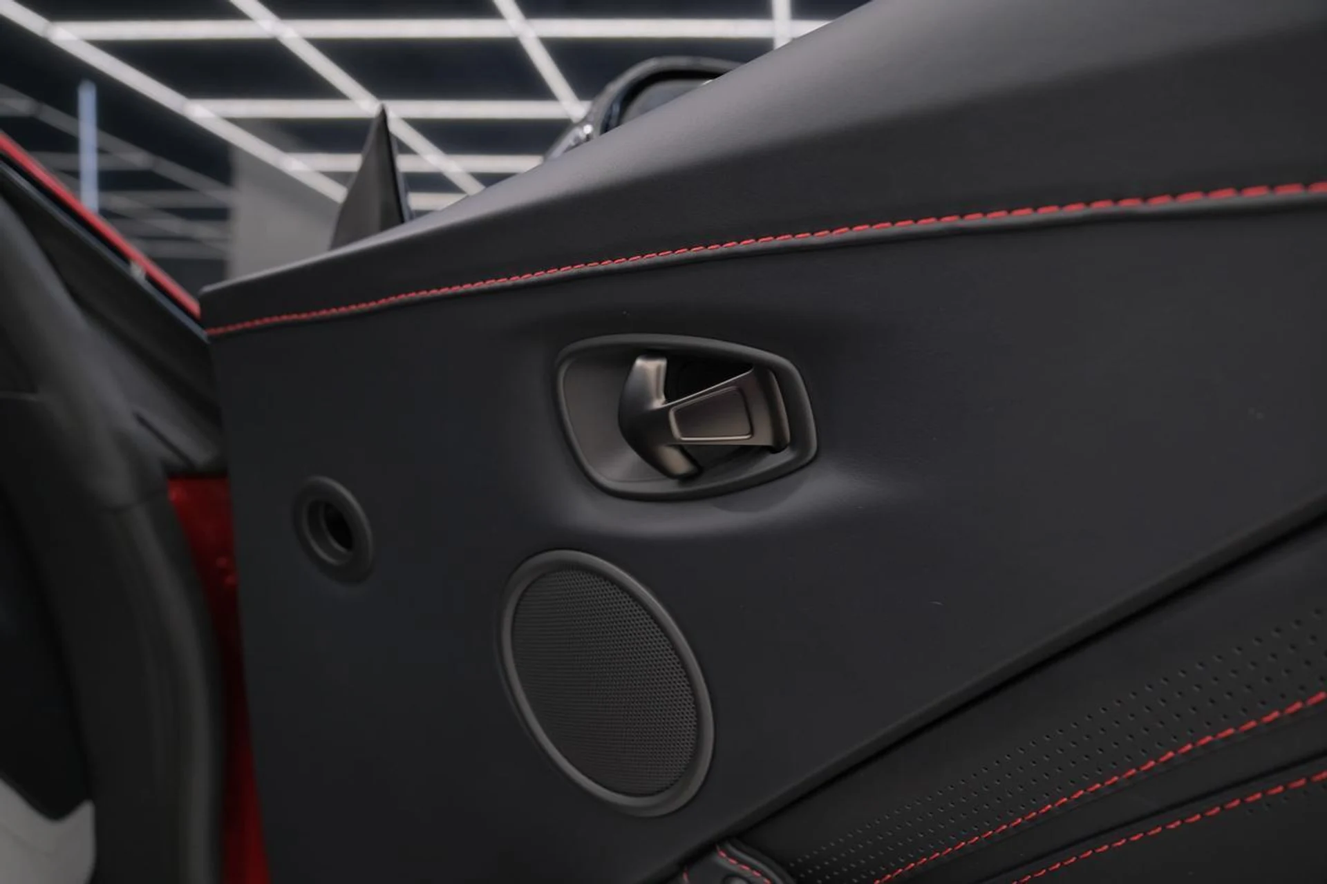 mph040_266019314_dd629fc6dc0af3e45f52cfa5e6407b23_91e76ab607