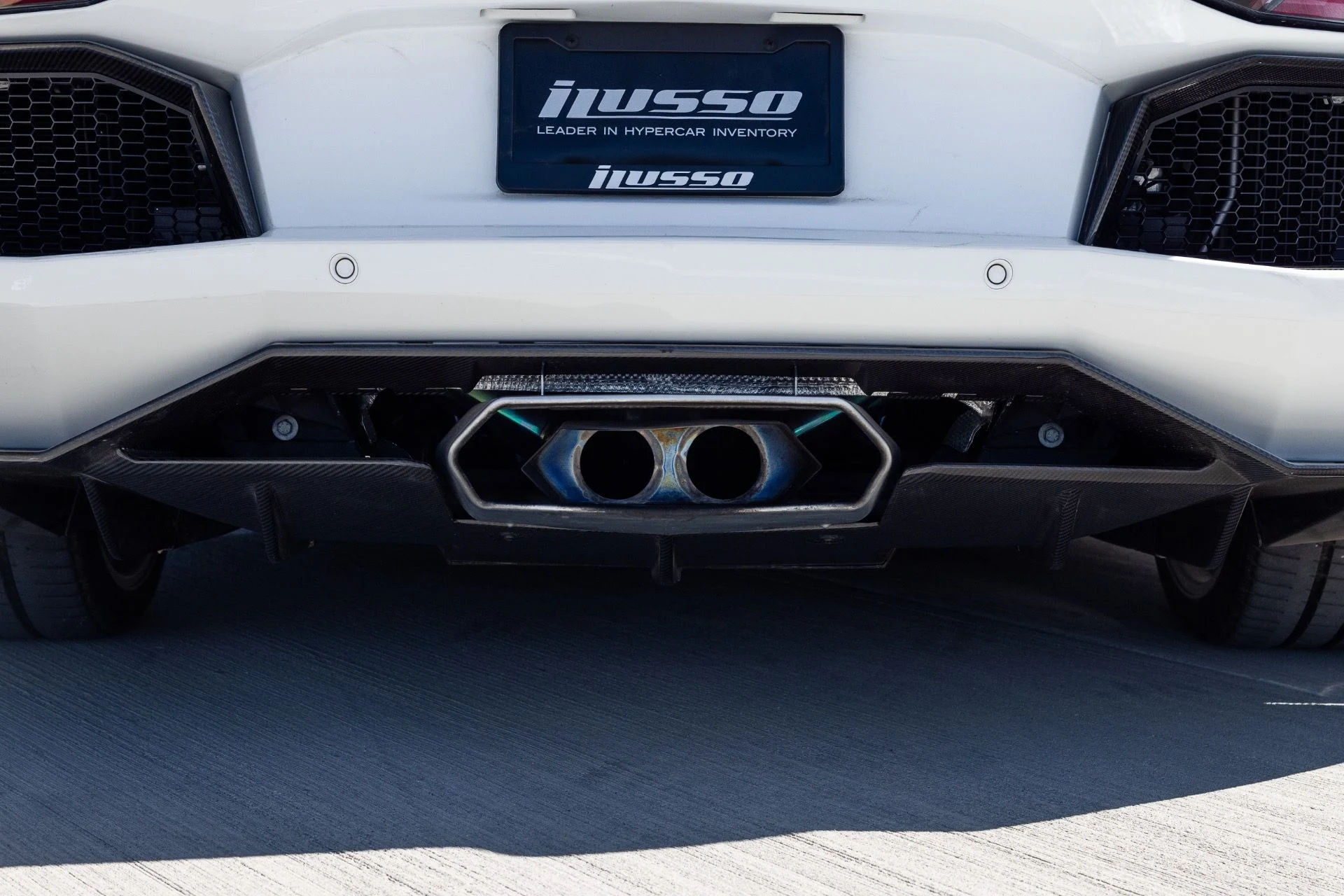 mph040_2679077821_Used_2015_Lamborghini_Aventador_LP_700_4_1785451056_3b5cfcdfdf