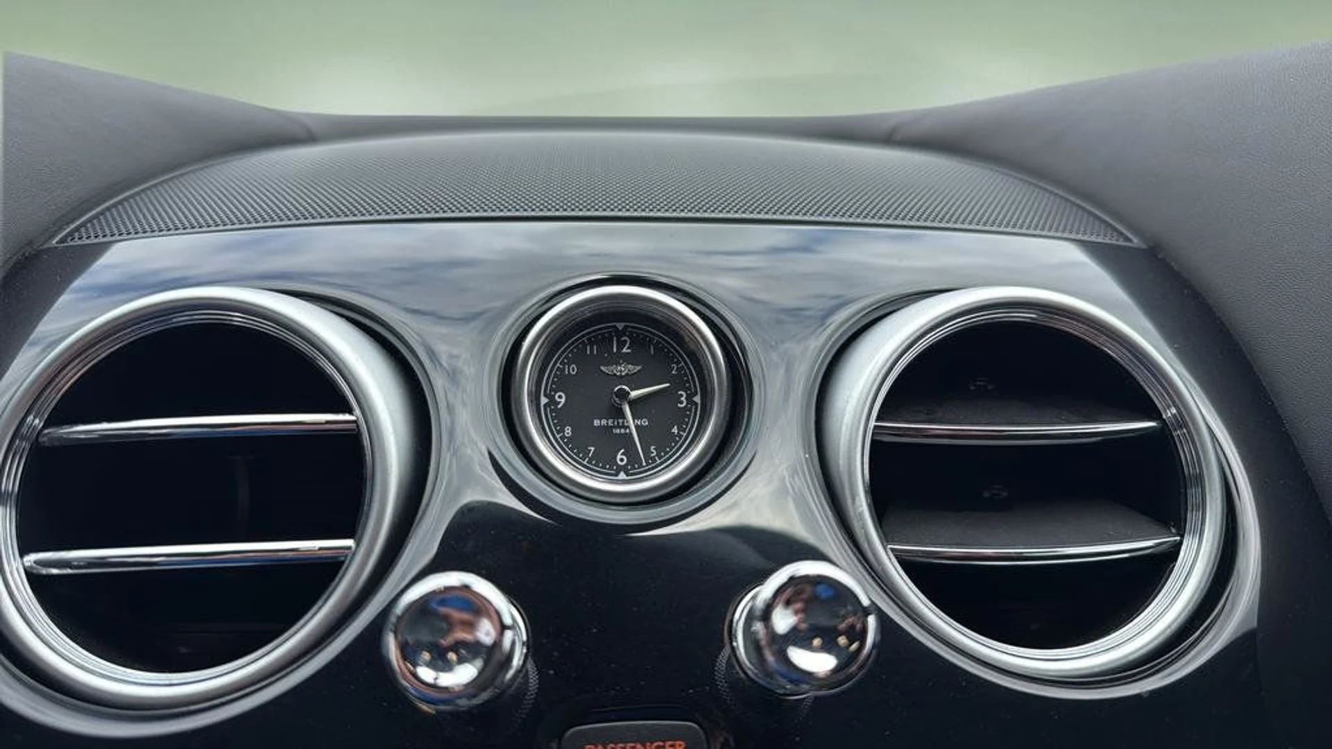 mph040_2687419103_b8b4542771e746f2bb9583574cbb5eab_d992964f09