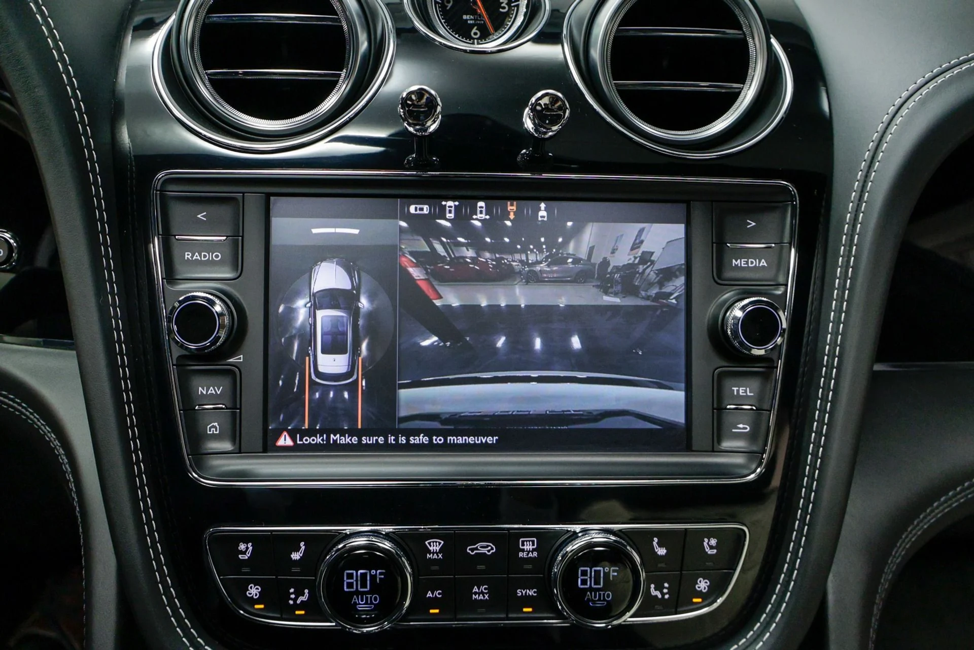 mph040_2690036365_Used_2020_Bentley_Bentayga_V8_1760480790_5b408a8c93